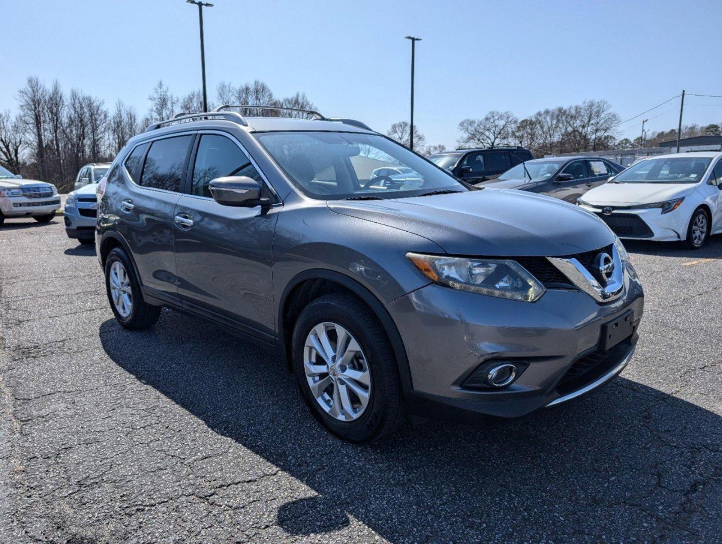 2015 /Charcoal Nissan Rogue SV (5N1AT2ML9FC) with an Regular Unleaded I-4 2.5 L/152 engine, 1-Speed CVT w/OD transmission, located at 5115 14th Ave., Columbus, GA, 31904, (706) 323-0345, 32.511494, -84.971046 - 2015 Nissan Rogue SV - Photo#2