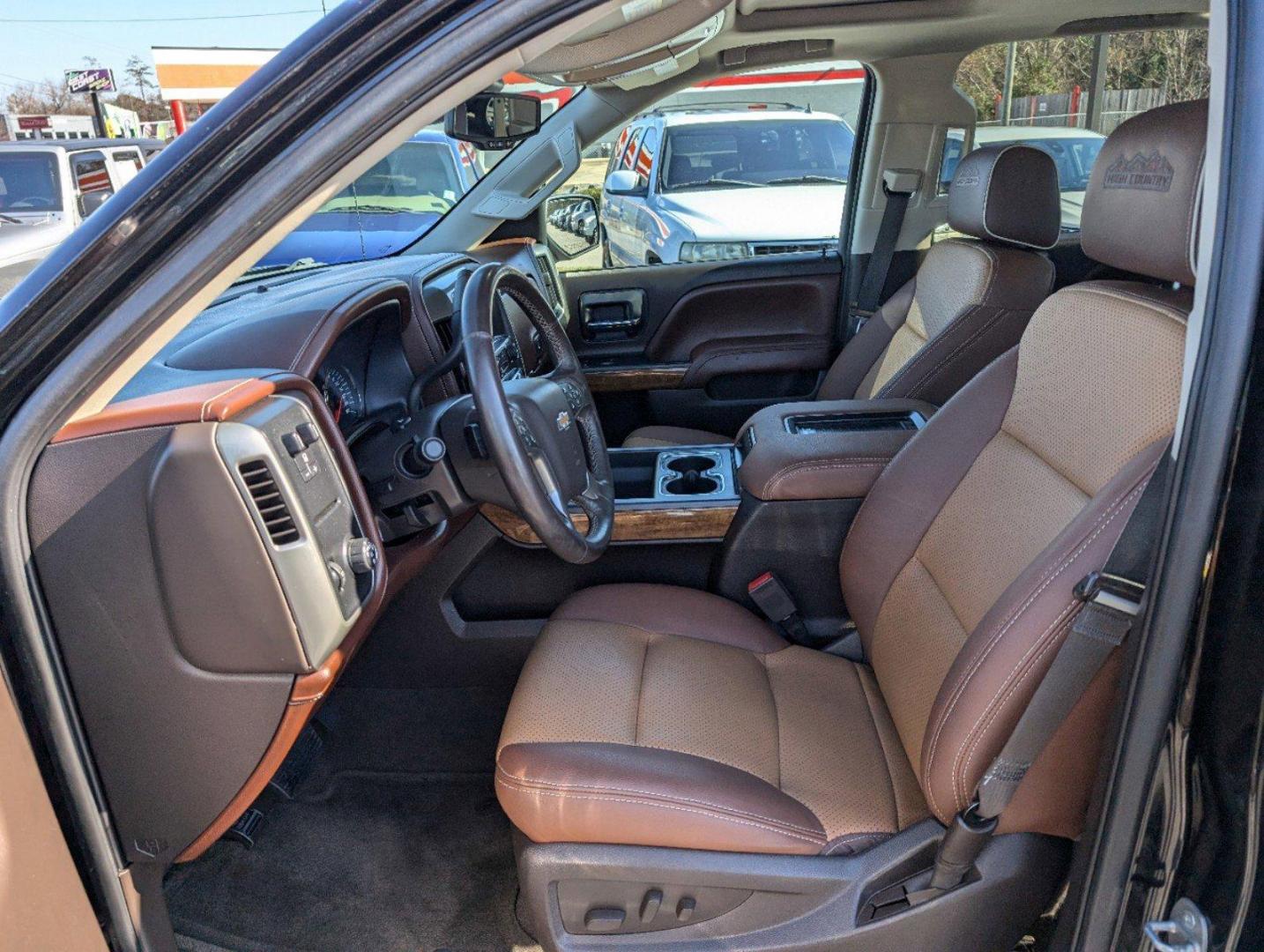 2016 /Saddle Chevrolet Silverado 1500 High Country (3GCPCTEJXGG) with an Gas V8 6.2L/376 engine, 8-Speed Automatic transmission, located at 3959 U.S. 80 W, Phenix City, AL, 36870, (334) 297-4885, 32.469296, -85.135185 - 2016 Chevrolet Silverado 1500 High Country - Photo#8