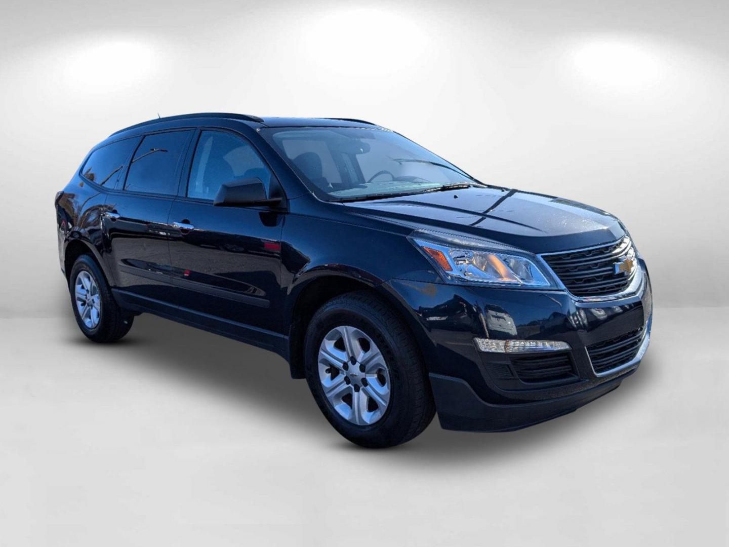 2016 /Dark Titanium/Light Titanium Chevrolet Traverse LS (1GNKRFKD0GJ) with an Gas V6 3.6L/217 engine, 6-Speed Automatic transmission, located at 5115 14th Ave., Columbus, GA, 31904, (706) 323-0345, 32.511494, -84.971046 - 2016 Chevrolet Traverse LS - Photo#2