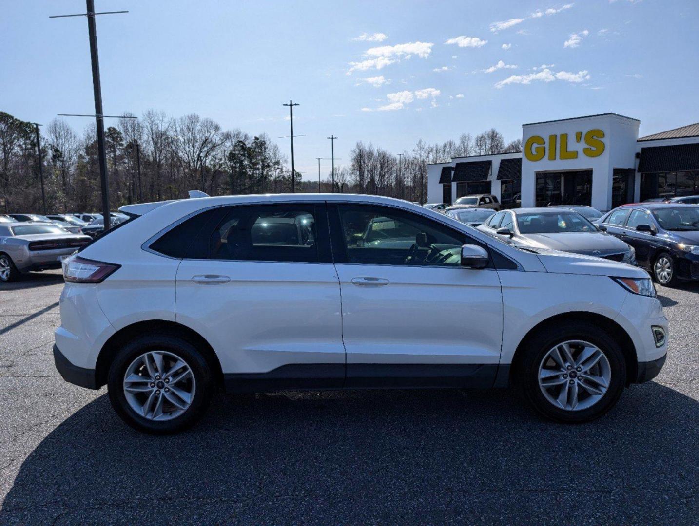 2016 Ford Edge SEL (2FMPK4J96GB) with an Intercooled Turbo Premium Unleaded I-4 2.0 L/122 engine, 6-Speed Automatic w/OD transmission, located at 3959 U.S. 80 W, Phenix City, AL, 36870, (334) 297-4885, 32.469296, -85.135185 - 2016 Ford Edge SEL - Photo#3