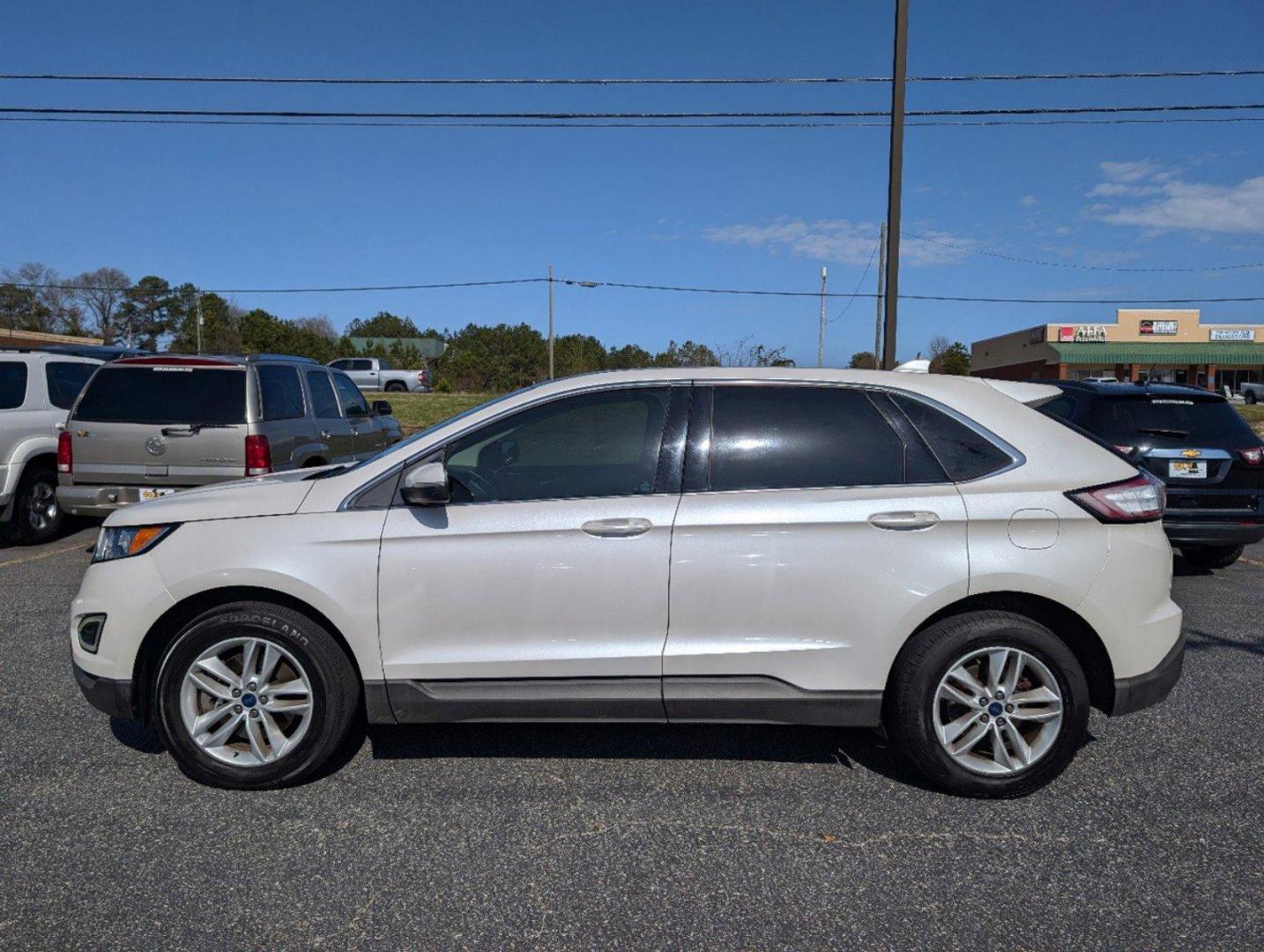 2016 Ford Edge SEL (2FMPK4J96GB) with an Intercooled Turbo Premium Unleaded I-4 2.0 L/122 engine, 6-Speed Automatic w/OD transmission, located at 3959 U.S. 80 W, Phenix City, AL, 36870, (334) 297-4885, 32.469296, -85.135185 - 2016 Ford Edge SEL - Photo#7