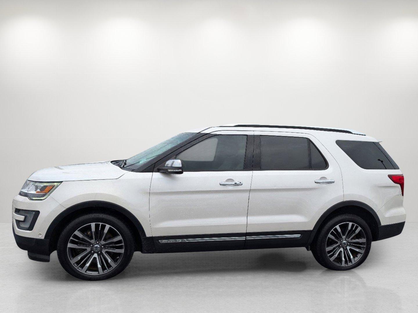 2016 Ford Explorer Platinum (1FM5K8HTXGG) with an Twin Turbo Premium Unleaded V-6 3.5 L/213 engine, 6-Speed Automatic w/OD transmission, located at 3959 U.S. 80 W, Phenix City, AL, 36870, (334) 297-4885, 32.469296, -85.135185 - 2016 Ford Explorer Platinum - Photo#7