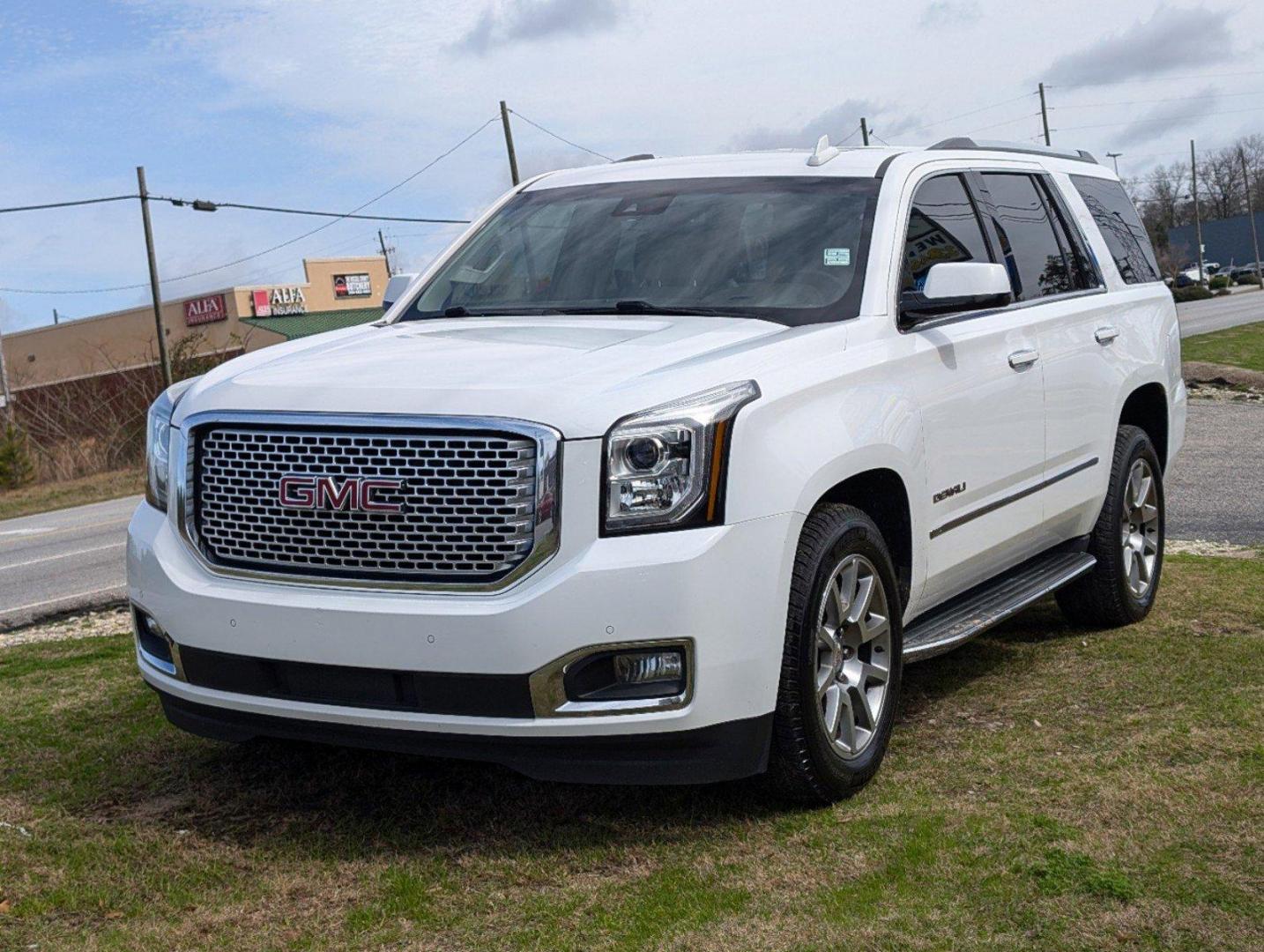 2016 /Cocoa/Shale GMC Yukon Denali (1GKS1CKJ3GR) with an Gas V8 6.2L/378 engine, 8-Speed Automatic transmission, located at 3959 U.S. 80 W, Phenix City, AL, 36870, (334) 297-4885, 32.469296, -85.135185 - 2016 GMC Yukon Denali - Photo#0