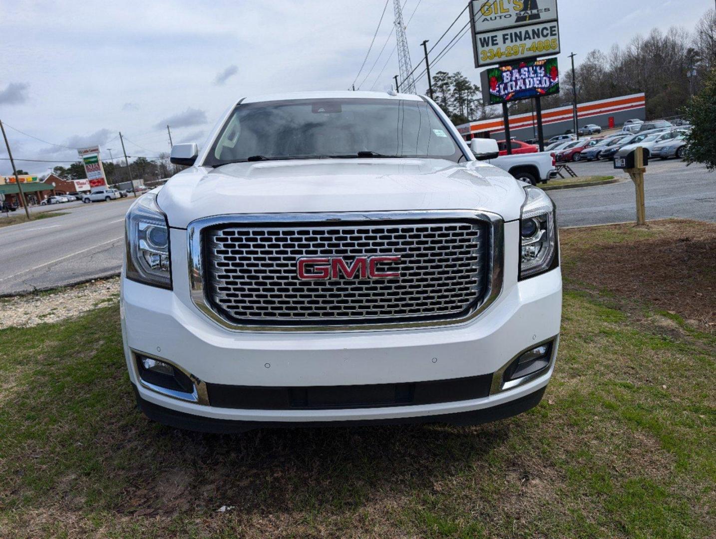 2016 /Cocoa/Shale GMC Yukon Denali (1GKS1CKJ3GR) with an Gas V8 6.2L/378 engine, 8-Speed Automatic transmission, located at 3959 U.S. 80 W, Phenix City, AL, 36870, (334) 297-4885, 32.469296, -85.135185 - 2016 GMC Yukon Denali - Photo#1