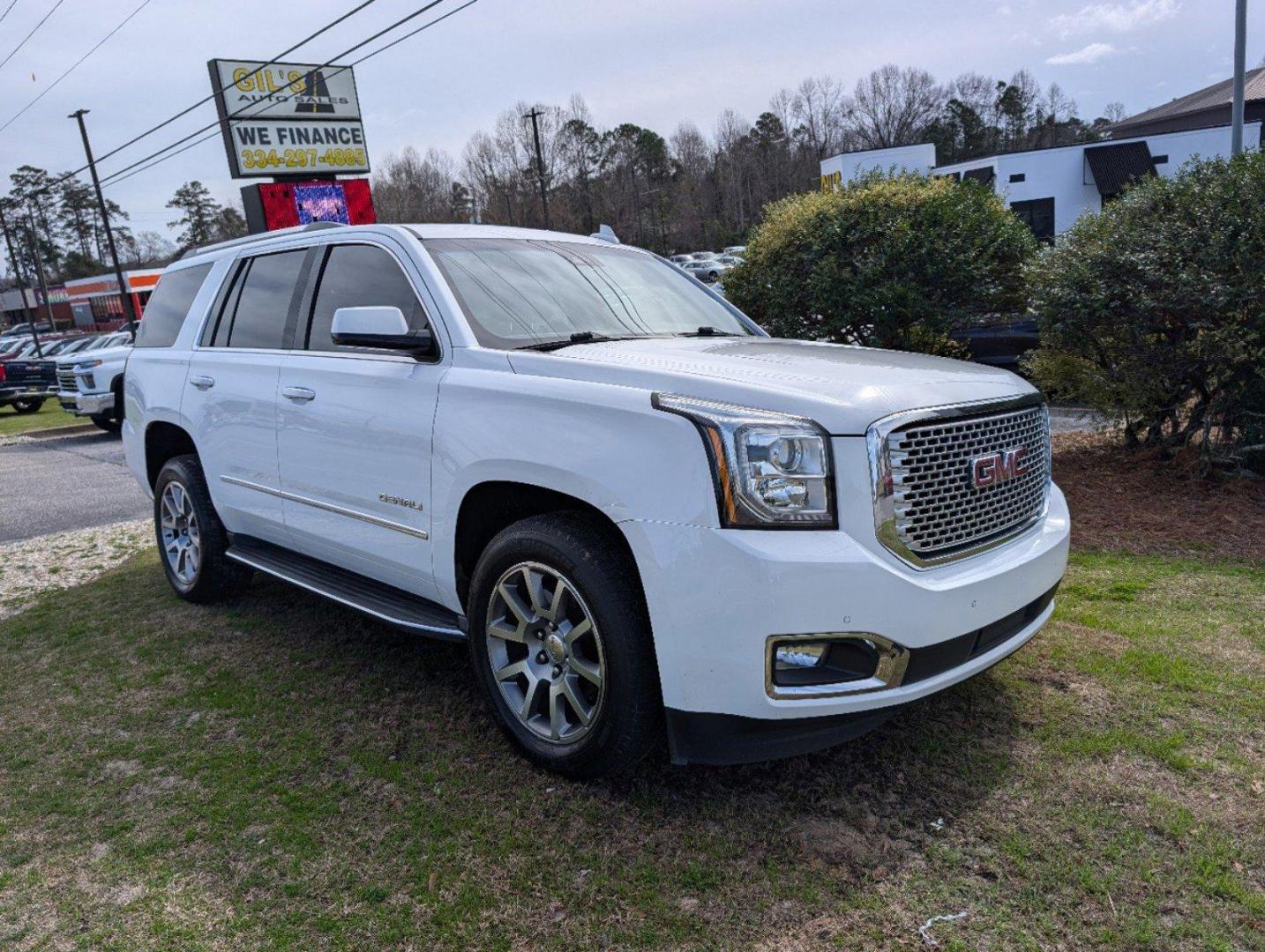 2016 /Cocoa/Shale GMC Yukon Denali (1GKS1CKJ3GR) with an Gas V8 6.2L/378 engine, 8-Speed Automatic transmission, located at 3959 U.S. 80 W, Phenix City, AL, 36870, (334) 297-4885, 32.469296, -85.135185 - 2016 GMC Yukon Denali - Photo#2