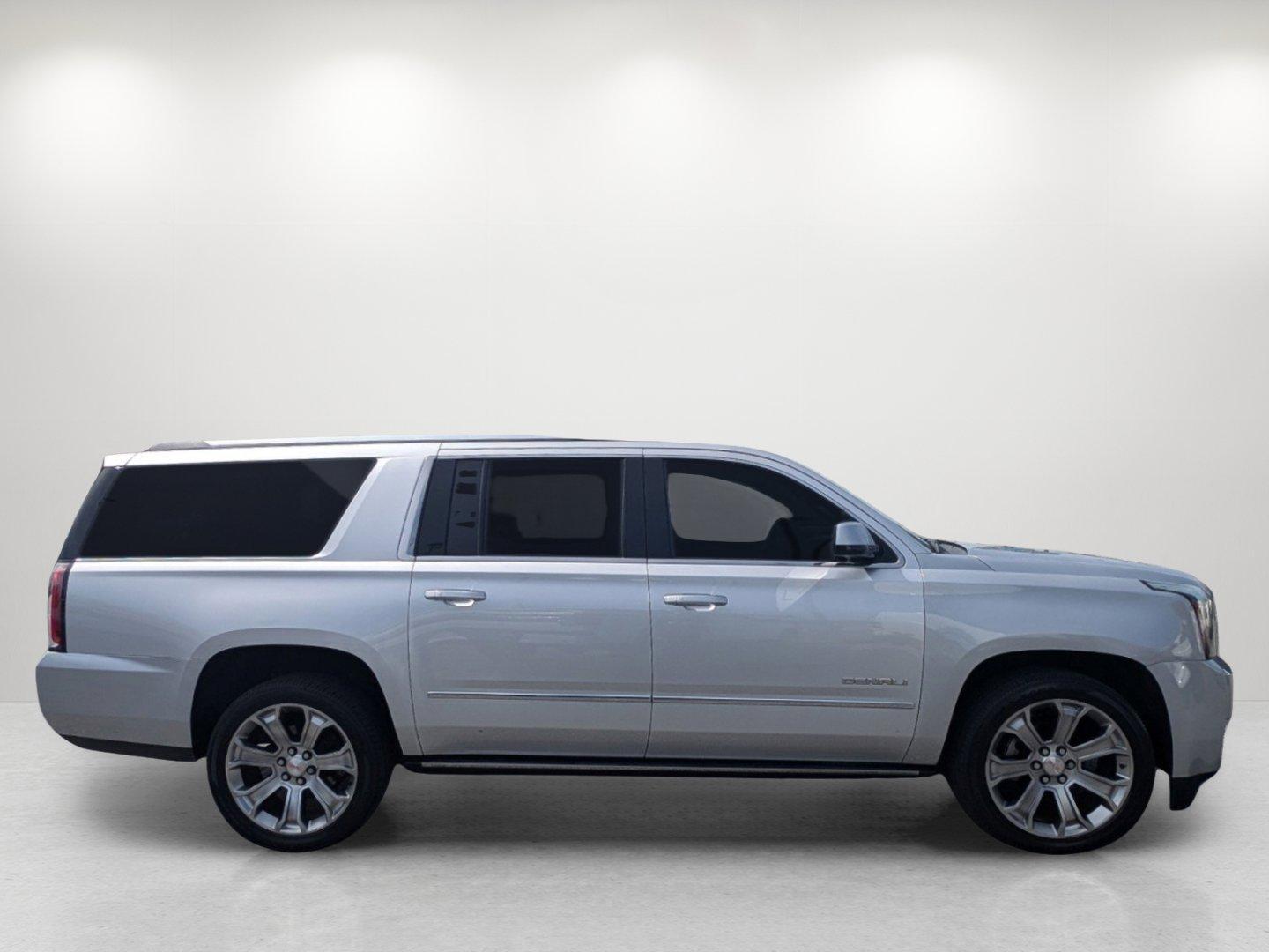 2016 /Jet Black GMC Yukon XL Denali (1GKS2HKJ9GR) with an Gas V8 6.2L/378 engine, 8-Speed Automatic transmission, located at 5115 14th Ave., Columbus, GA, 31904, (706) 323-0345, 32.511494, -84.971046 - 2016 GMC Yukon XL Denali - Photo#3