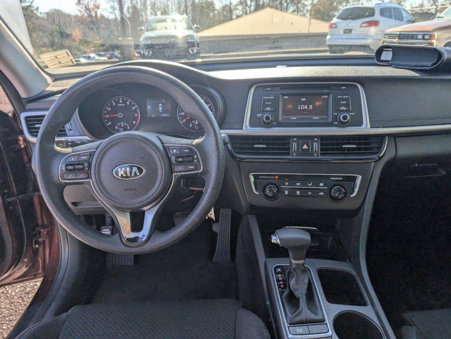 2016 /Black Kia Optima LX (5XXGT4L33GG) with an Regular Unleaded I-4 2.4 L/144 engine, 6-Speed Automatic w/OD transmission, located at 3959 U.S. 80 W, Phenix City, AL, 36870, (334) 297-4885, 32.469296, -85.135185 - 2016 Kia Optima LX - Photo#11