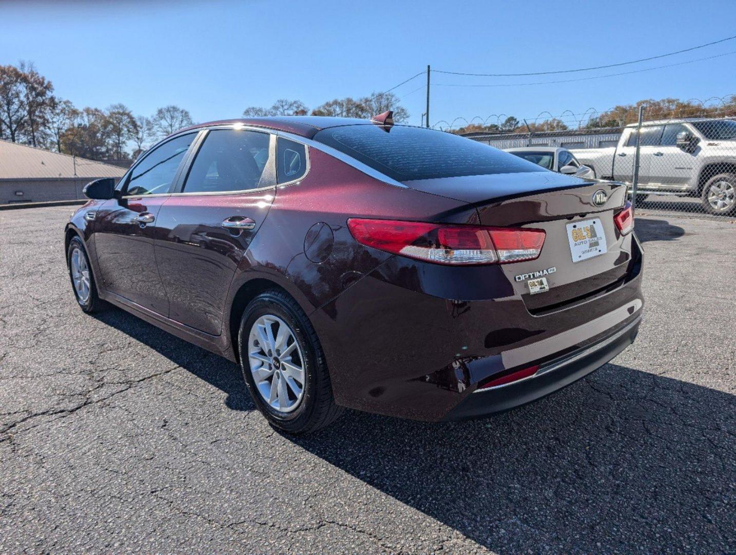 2016 /Black Kia Optima LX (5XXGT4L33GG) with an Regular Unleaded I-4 2.4 L/144 engine, 6-Speed Automatic w/OD transmission, located at 3959 U.S. 80 W, Phenix City, AL, 36870, (334) 297-4885, 32.469296, -85.135185 - 2016 Kia Optima LX - Photo#6