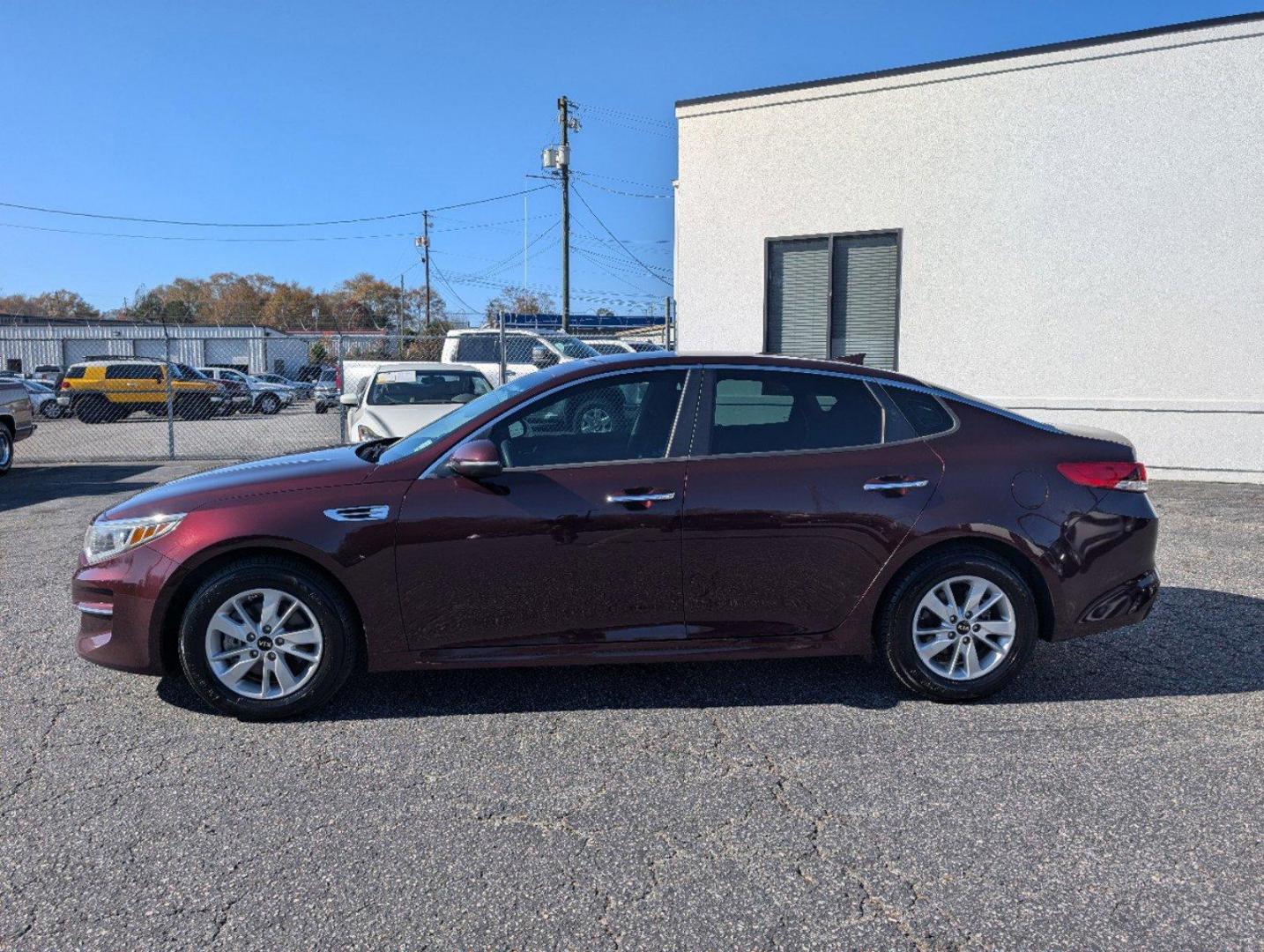 2016 /Black Kia Optima LX (5XXGT4L33GG) with an Regular Unleaded I-4 2.4 L/144 engine, 6-Speed Automatic w/OD transmission, located at 3959 U.S. 80 W, Phenix City, AL, 36870, (334) 297-4885, 32.469296, -85.135185 - 2016 Kia Optima LX - Photo#7