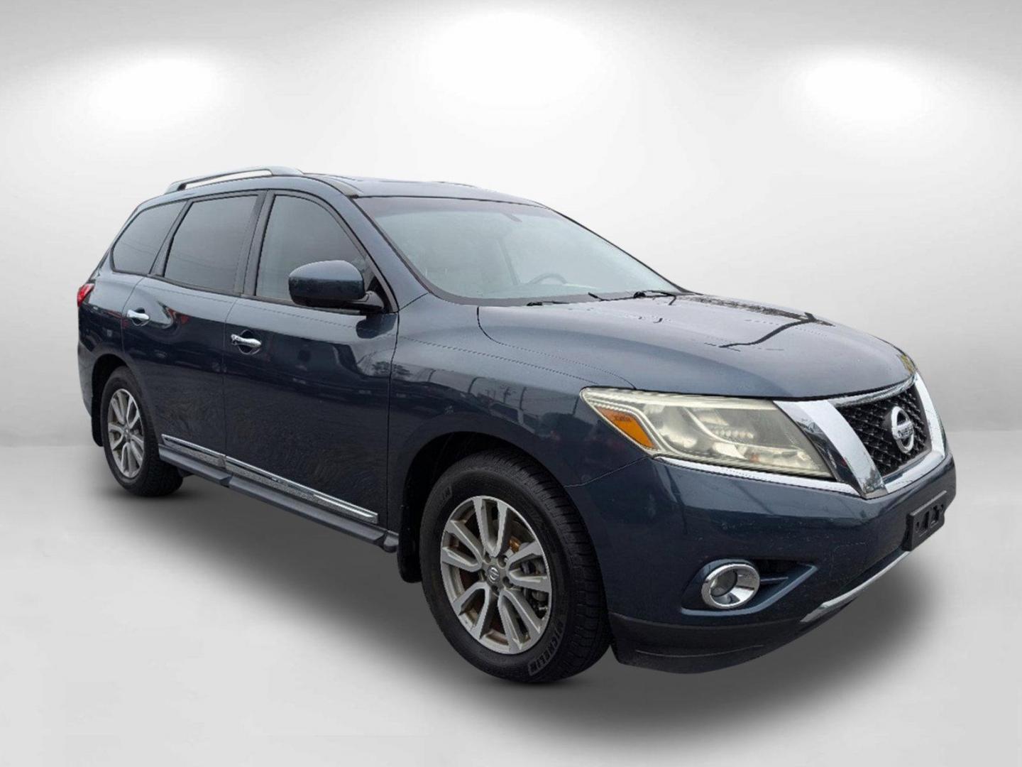 2016 /Almond Nissan Pathfinder SL (5N1AR2MN3GC) with an Regular Unleaded V-6 3.5 L/213 engine, 1-Speed CVT w/OD transmission, located at 804 22nd Ave, Phenix City, AL, 36870, (334) 297-1860, 32.484749, -85.024475 - 2016 Nissan Pathfinder SL - Photo#6