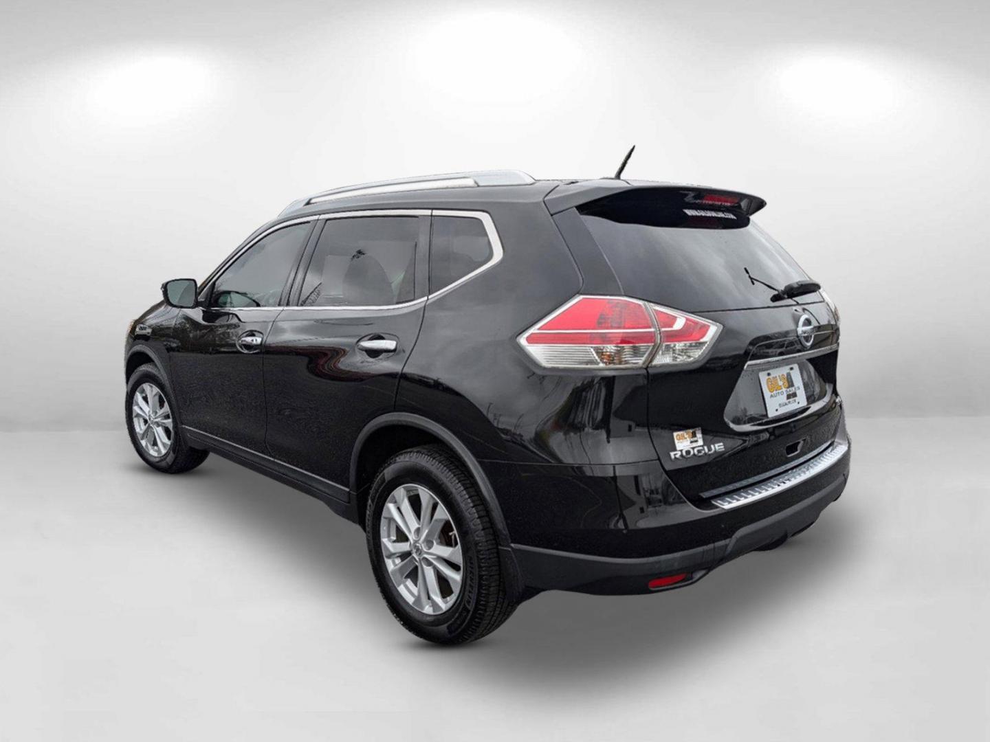 2016 /Charcoal Nissan Rogue SV (KNMAT2MT7GP) with an Regular Unleaded I-4 2.5 L/152 engine, 1-Speed CVT w/OD transmission, located at 804 22nd Ave, Phenix City, AL, 36870, (334) 297-1860, 32.484749, -85.024475 - 2016 Nissan Rogue SV - Photo#7