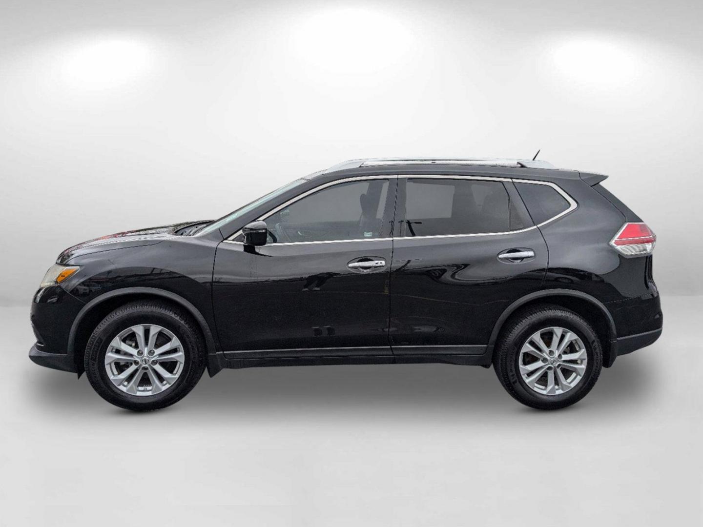 2016 /Charcoal Nissan Rogue SV (KNMAT2MT7GP) with an Regular Unleaded I-4 2.5 L/152 engine, 1-Speed CVT w/OD transmission, located at 804 22nd Ave, Phenix City, AL, 36870, (334) 297-1860, 32.484749, -85.024475 - 2016 Nissan Rogue SV - Photo#8