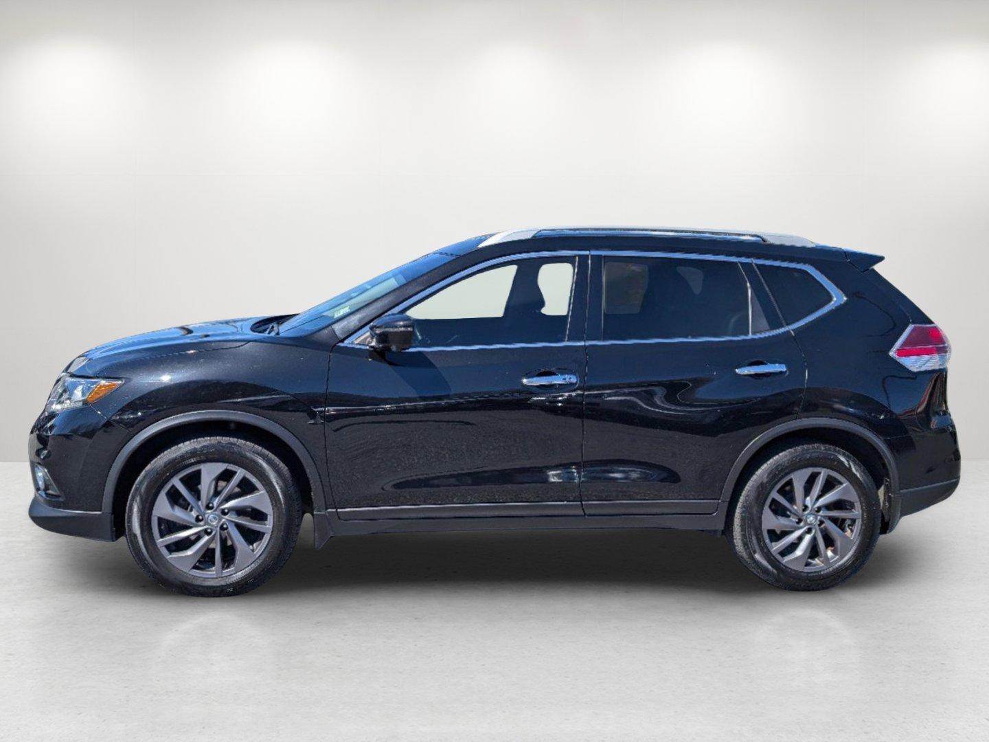 2016 /Charcoal Nissan Rogue SL (5N1AT2MT8GC) with an Regular Unleaded I-4 2.5 L/152 engine, 1-Speed CVT w/OD transmission, located at 3959 U.S. 80 W, Phenix City, AL, 36870, (334) 297-4885, 32.469296, -85.135185 - 2016 Nissan Rogue SL - Photo#7