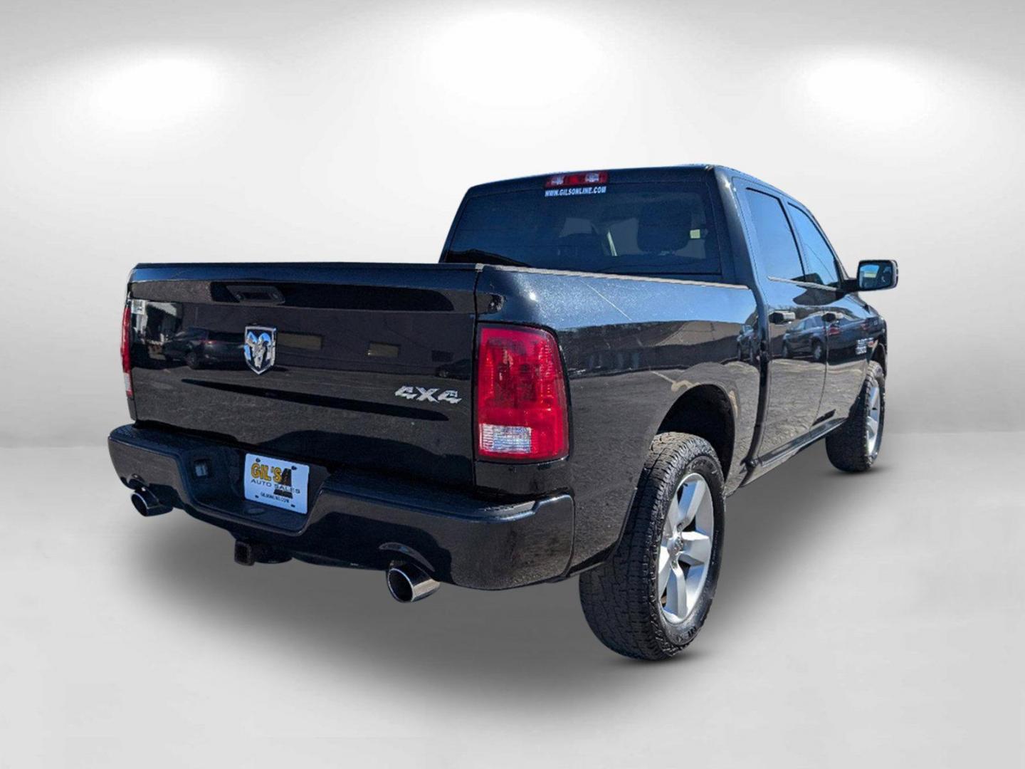 2016 /Diesel Gray/Black Ram 1500 Express (3C6RR7KT9GG) with an Regular Unleaded V-8 5.7 L/345 engine, 8-Speed Automatic w/OD transmission, located at 3959 U.S. 80 W, Phenix City, AL, 36870, (334) 297-4885, 32.469296, -85.135185 - 2016 Ram 1500 Express - Photo#7