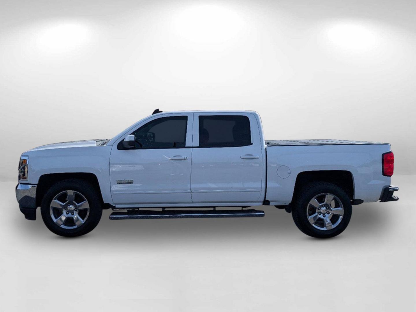 2017 /Jet Black Chevrolet Silverado 1500 LT (3GCPCREC9HG) with an Gas V8 5.3L/325 engine, 6-Speed Automatic transmission, located at 3959 U.S. 80 W, Phenix City, AL, 36870, (334) 297-4885, 32.469296, -85.135185 - 2017 Chevrolet Silverado 1500 LT - Photo#9