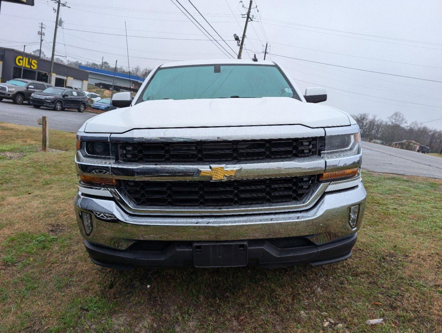 2017 /Jet Black Chevrolet Silverado 1500 LT (3GCPCRECXHG) with an Gas V8 5.3L/325 engine, 6-Speed Automatic transmission, located at 3959 U.S. 80 W, Phenix City, AL, 36870, (334) 297-4885, 32.469296, -85.135185 - 2017 Chevrolet Silverado 1500 LT - Photo#1