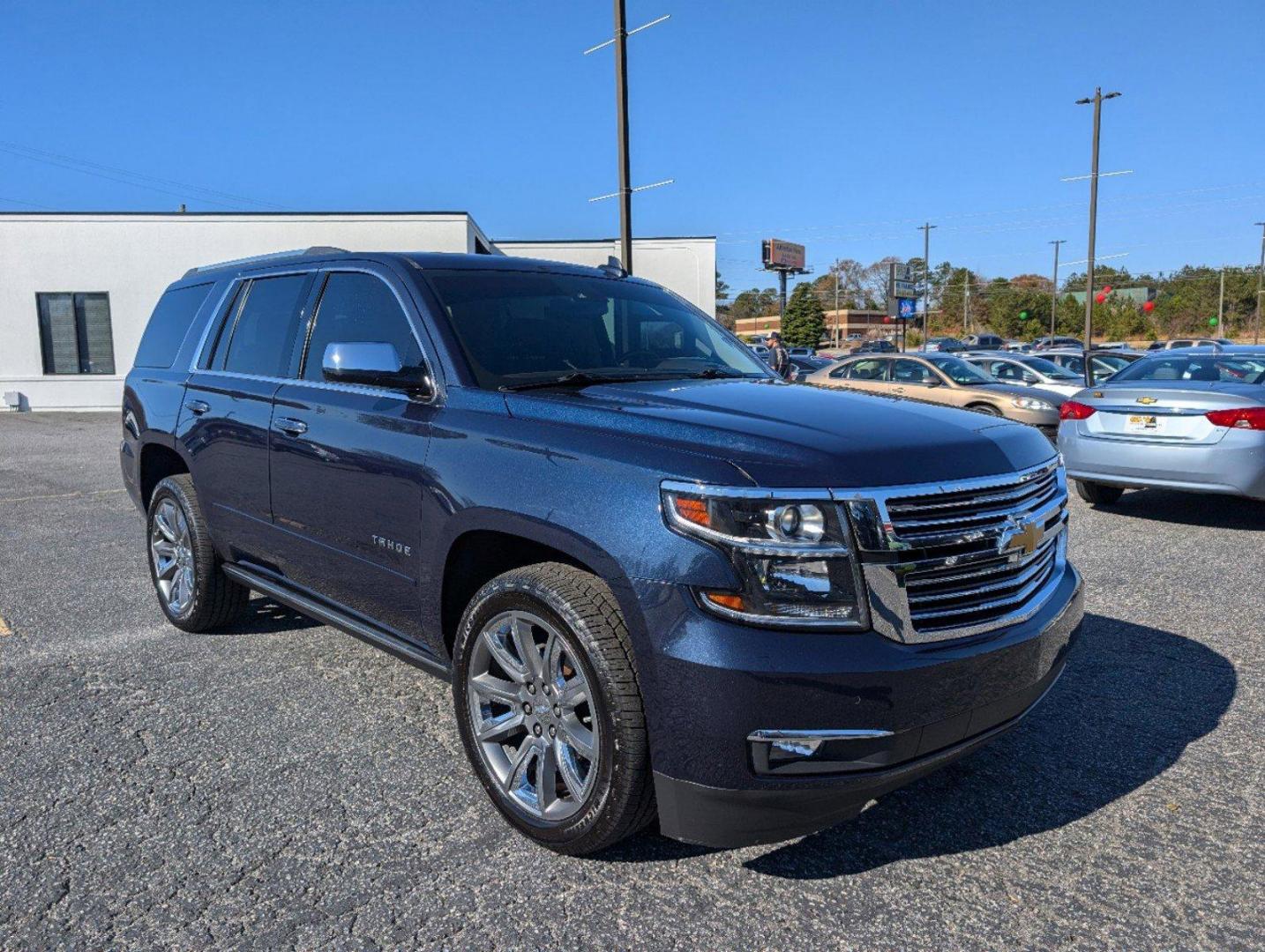 2017 /Cocoa/Mahogany Chevrolet Tahoe Premier (1GNSKCKC9HR) with an Gas/Ethanol V8 5.3L/325 engine, 6-Speed Automatic transmission, located at 3959 U.S. 80 W, Phenix City, AL, 36870, (334) 297-4885, 32.469296, -85.135185 - 2017 Chevrolet Tahoe Premier - Photo#2