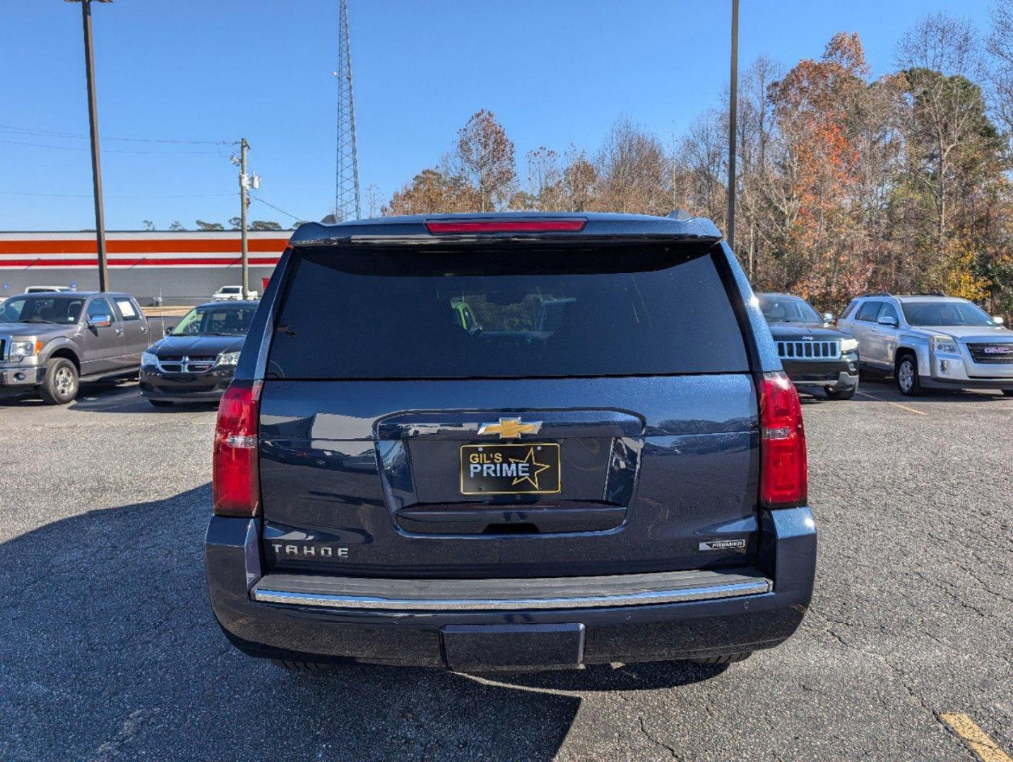 2017 /Cocoa/Mahogany Chevrolet Tahoe Premier (1GNSKCKC9HR) with an Gas/Ethanol V8 5.3L/325 engine, 6-Speed Automatic transmission, located at 3959 U.S. 80 W, Phenix City, AL, 36870, (334) 297-4885, 32.469296, -85.135185 - 2017 Chevrolet Tahoe Premier - Photo#5