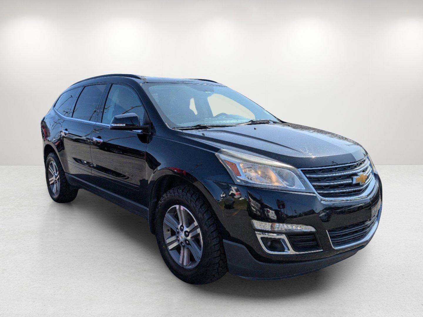 2017 /Ebony Chevrolet Traverse LT (1GNKRHKD3HJ) with an Gas V6 3.6L/217 engine, 6-Speed Automatic transmission, located at 5115 14th Ave., Columbus, GA, 31904, (706) 323-0345, 32.511494, -84.971046 - 2017 Chevrolet Traverse LT - Photo#2