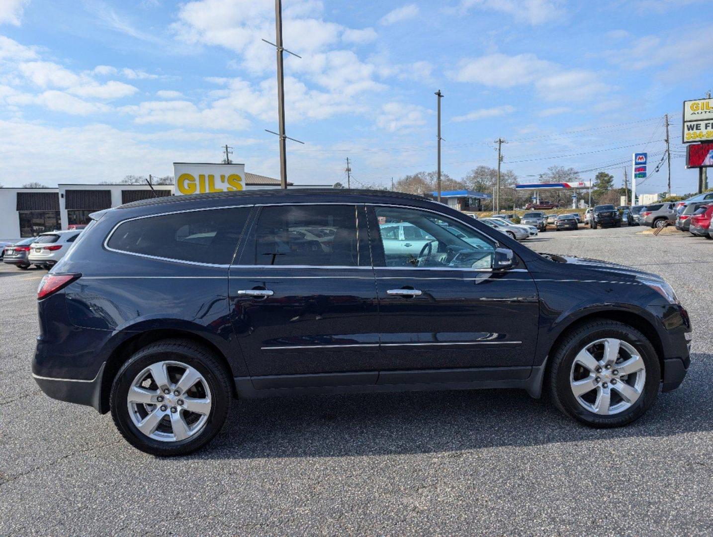 2017 /Dark Titanium/Light Titanium Chevrolet Traverse Premier (1GNKRJKD9HJ) with an Gas V6 3.6L/217 engine, 6-Speed Automatic transmission, located at 5115 14th Ave., Columbus, GA, 31904, (706) 323-0345, 32.511494, -84.971046 - 2017 Chevrolet Traverse Premier - Photo#3