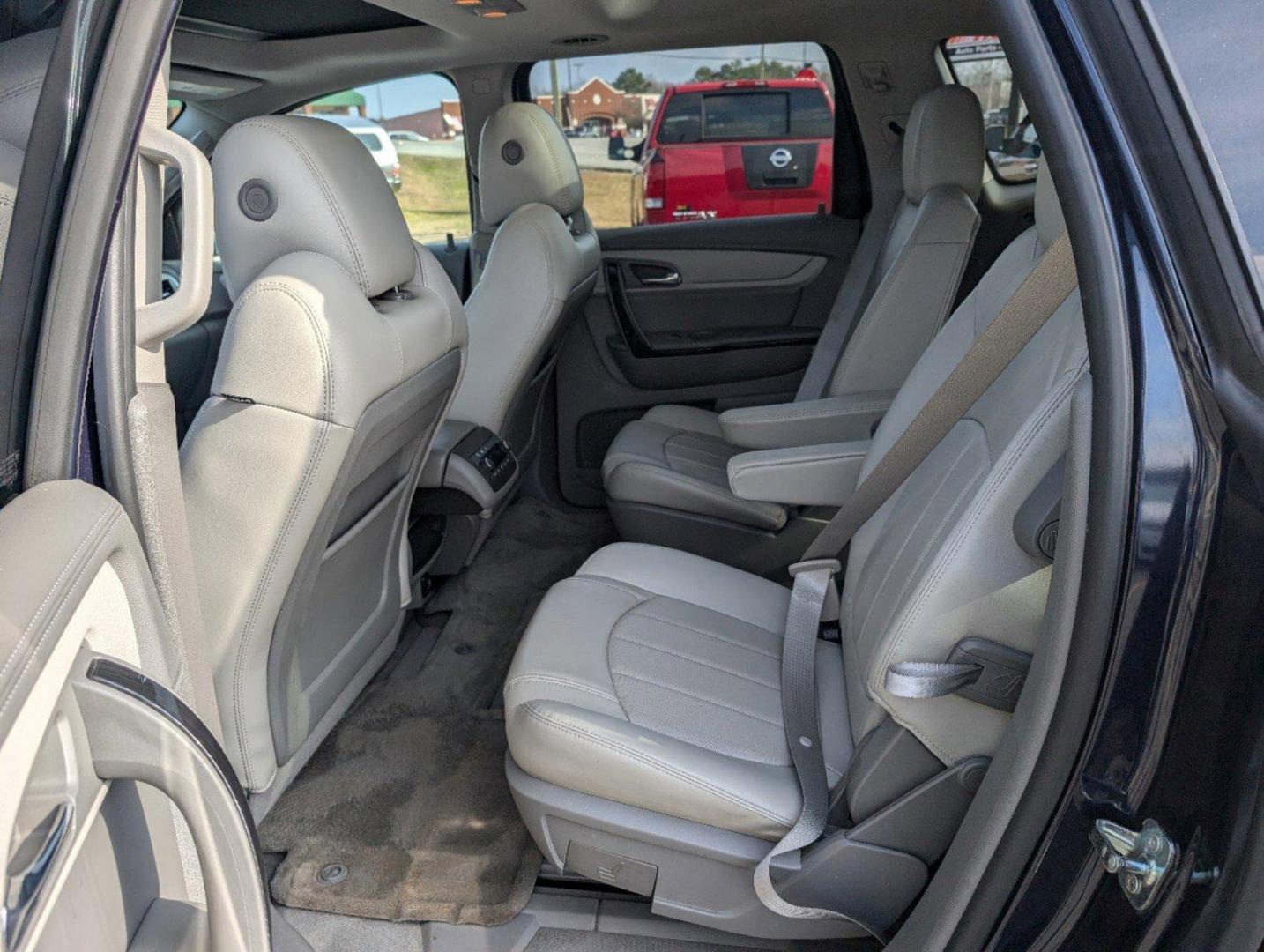 2017 /Dark Titanium/Light Titanium Chevrolet Traverse Premier (1GNKRJKD9HJ) with an Gas V6 3.6L/217 engine, 6-Speed Automatic transmission, located at 5115 14th Ave., Columbus, GA, 31904, (706) 323-0345, 32.511494, -84.971046 - 2017 Chevrolet Traverse Premier - Photo#10