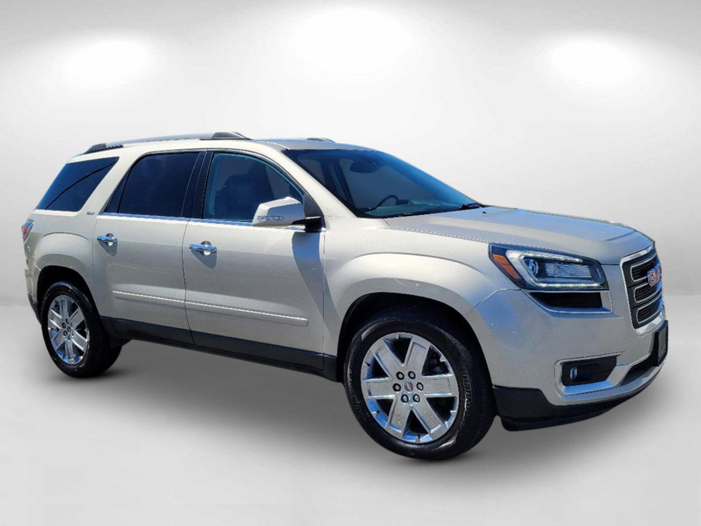 2017 Sparkling Silver Metallic /Ebony GMC Acadia Limited Limited (1GKKVSKDXHJ) with an Gas V6 3.6L/217 engine, 6-Speed Automatic transmission, located at 521 Old Farm Lane Rd, Prattville, AL, 36066, (334) 325-1505, 32.482460, -86.416367 - 2017 GMC Acadia Limited Limited - Photo#4