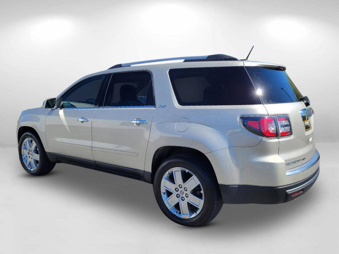 2017 Sparkling Silver Metallic /Ebony GMC Acadia Limited Limited (1GKKVSKDXHJ) with an Gas V6 3.6L/217 engine, 6-Speed Automatic transmission, located at 521 Old Farm Lane Rd, Prattville, AL, 36066, (334) 325-1505, 32.482460, -86.416367 - 2017 GMC Acadia Limited Limited - Photo#6