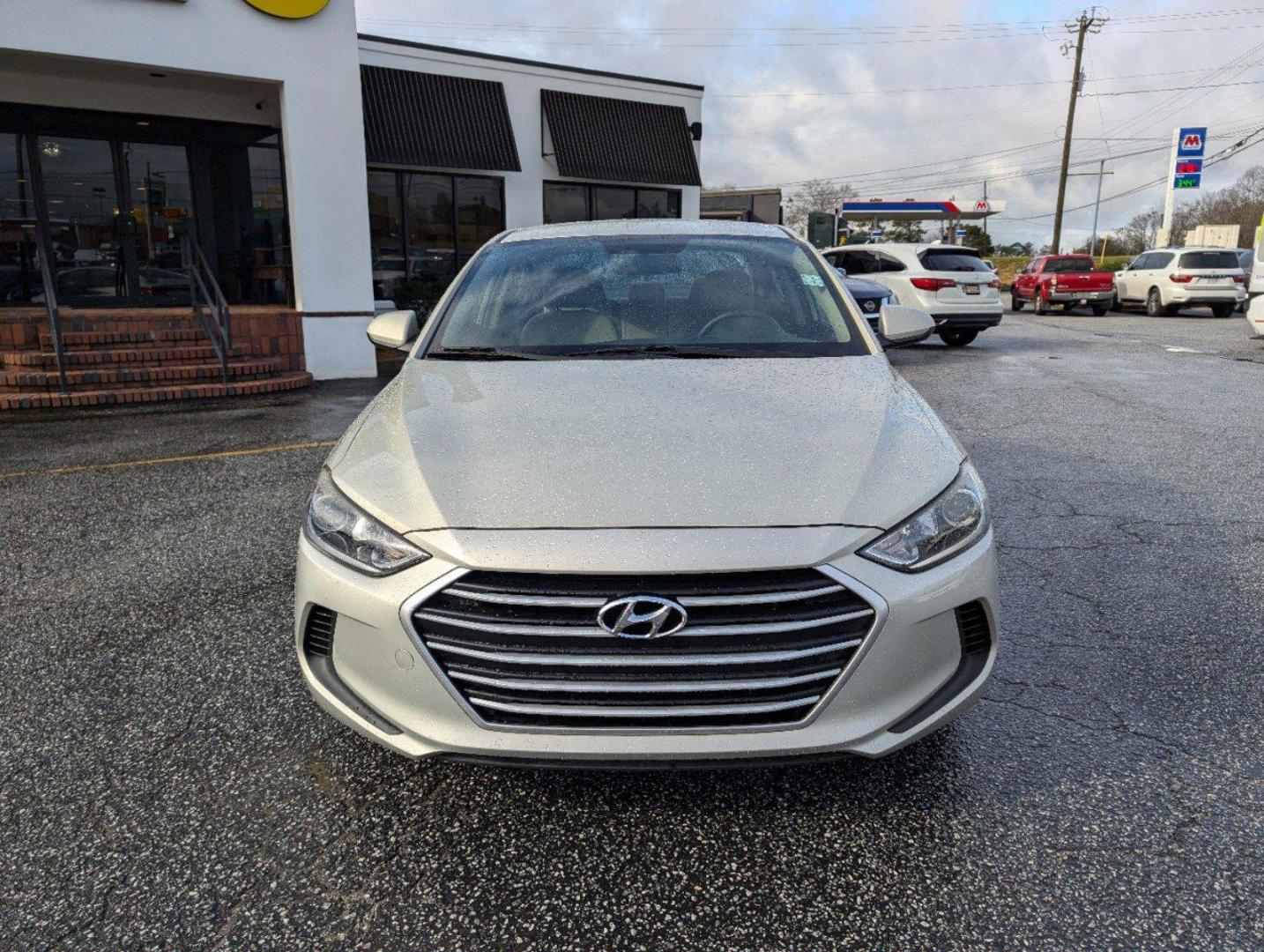 2017 /Beige Hyundai Elantra SE (KMHD84LF8HU) with an Regular Unleaded I-4 2.0 L/122 engine, located at 1430 Gateway Drive, Opelika, AL, 36801, (334) 239-0944, 32.637871, -85.409790 - 2017 Hyundai Elantra SE - Photo#1