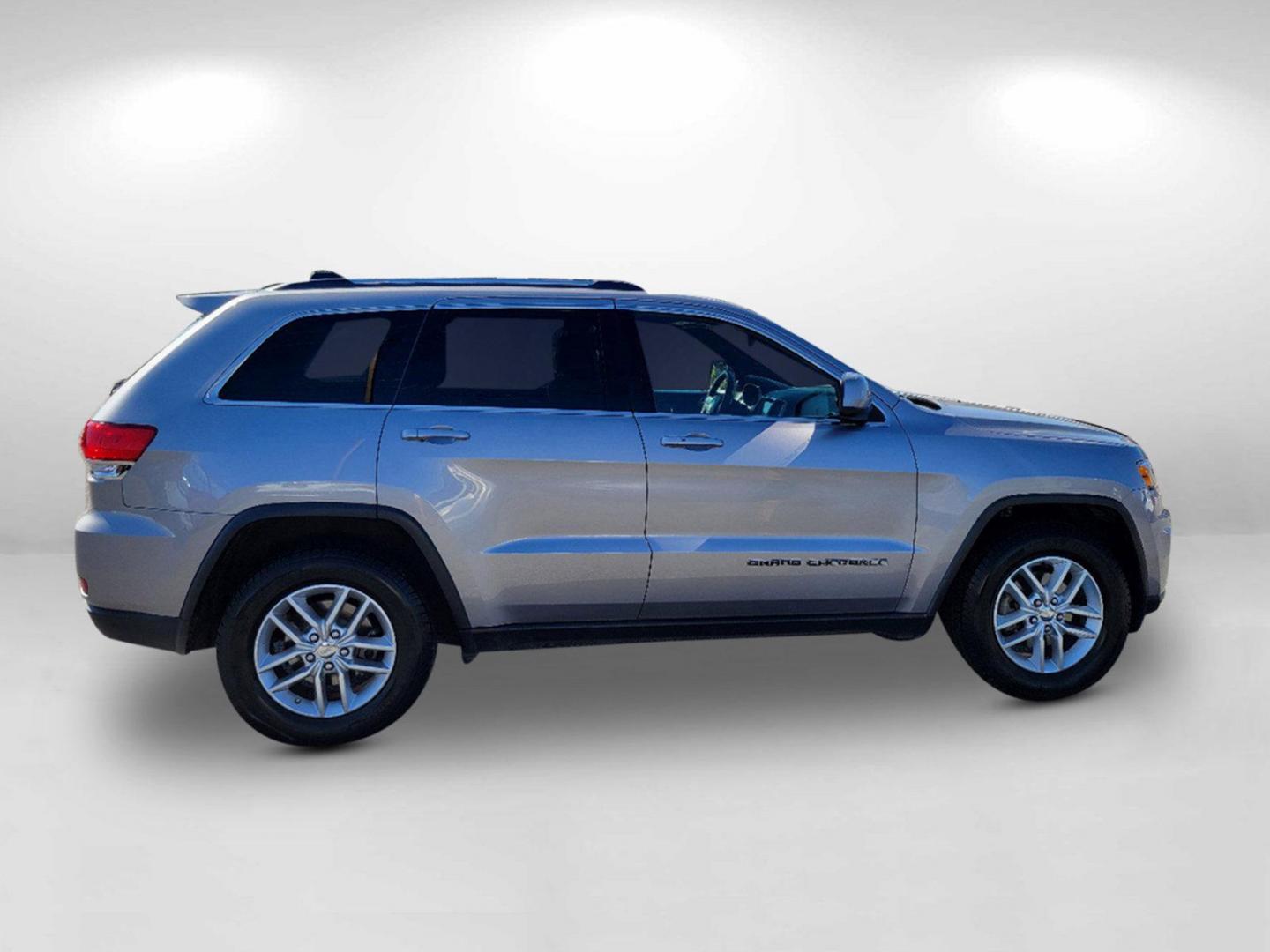 2017 Billet Silver Metallic Clearcoat /Black Jeep Grand Cherokee Laredo (1C4RJEAG7HC) with an Regular Unleaded V-6 3.6 L/220 engine, 8-Speed Automatic w/OD transmission, located at 7000 Northlake Connector, Columbus, GA, 31904, (706) 987-8085, 32.524975, -84.978134 - 2017 Jeep Grand Cherokee Laredo - Photo#3