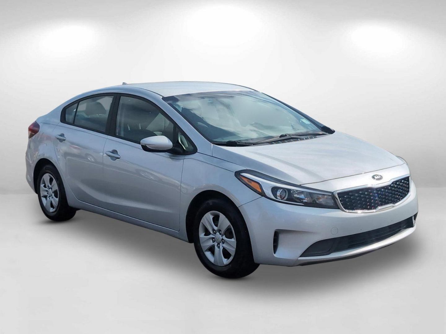 2017 /Gray Kia Forte LX (3KPFK4A79HE) with an Regular Unleaded I-4 2.0 L/122 engine, 6-Speed Automatic w/OD transmission, located at 521 Old Farm Lane Rd, Prattville, AL, 36066, (334) 325-1505, 32.482460, -86.416367 - 2017 Kia Forte LX - Photo#5