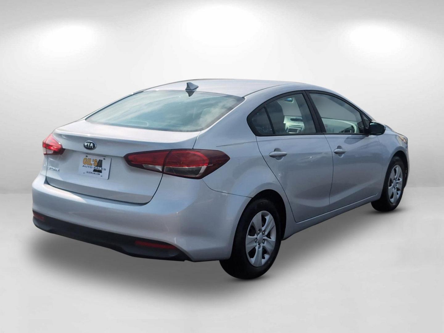 2017 /Gray Kia Forte LX (3KPFK4A79HE) with an Regular Unleaded I-4 2.0 L/122 engine, 6-Speed Automatic w/OD transmission, located at 521 Old Farm Lane Rd, Prattville, AL, 36066, (334) 325-1505, 32.482460, -86.416367 - 2017 Kia Forte LX - Photo#7