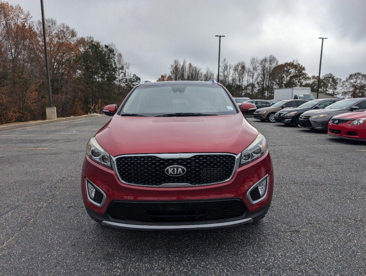 2017 /Stone Beige Kia Sorento EX (5XYPH4A12HG) with an Intercooled Turbo Regular Unleaded I-4 2.0 L/122 engine, 6-Speed Automatic w/OD transmission, located at 804 22nd Ave, Phenix City, AL, 36870, (334) 297-1860, 32.484749, -85.024475 - 2017 Kia Sorento EX - Photo#2