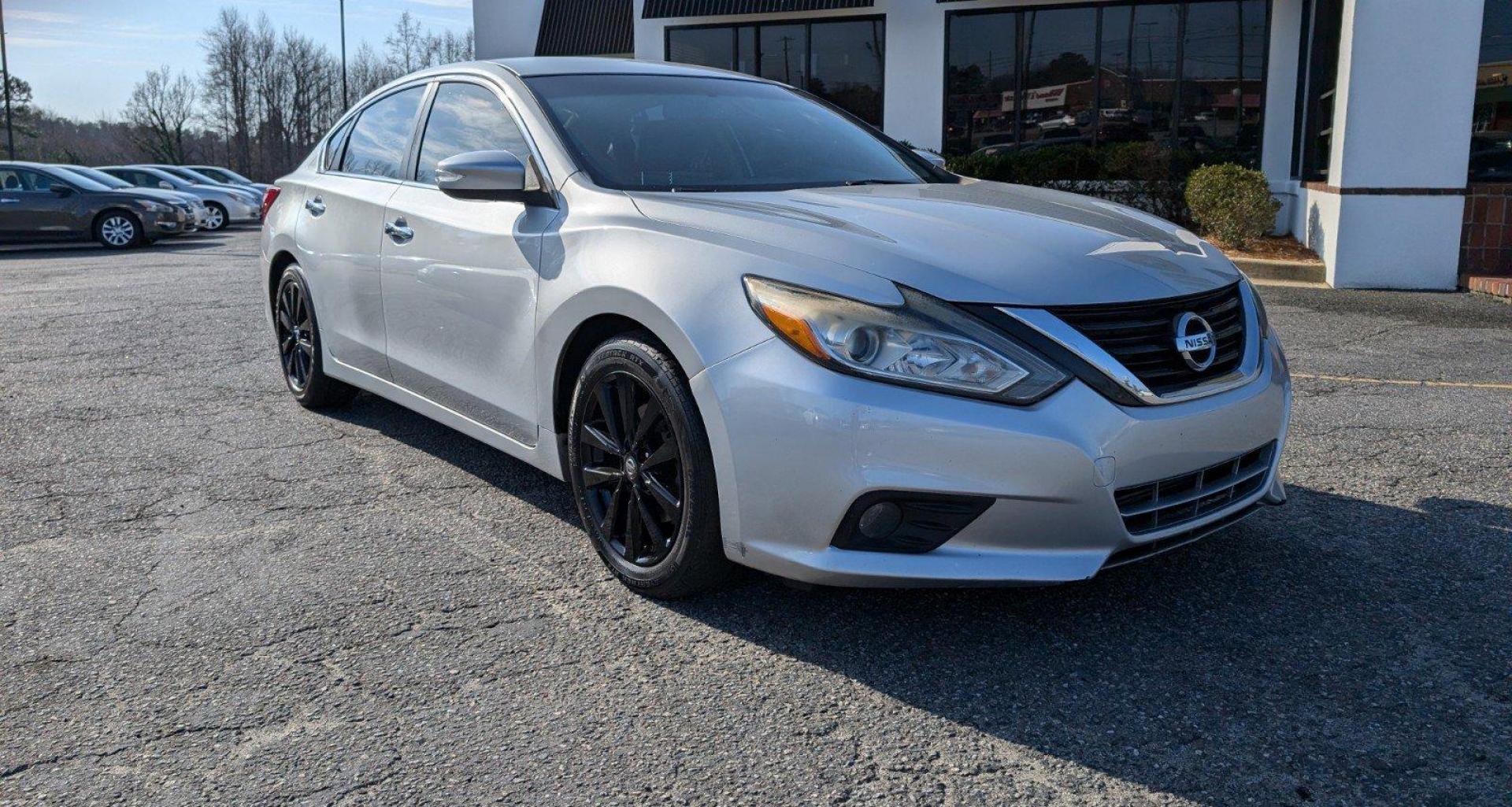 2017 /Charcoal Nissan Altima 2.5 SL (1N4AL3AP4HC) with an Regular Unleaded I-4 2.5 L/152 engine, 1-Speed CVT w/OD transmission, located at 7000 Northlake Connector, Columbus, GA, 31904, (706) 987-8085, 32.524975, -84.978134 - 2017 Nissan Altima 2.5 SL - Photo#1