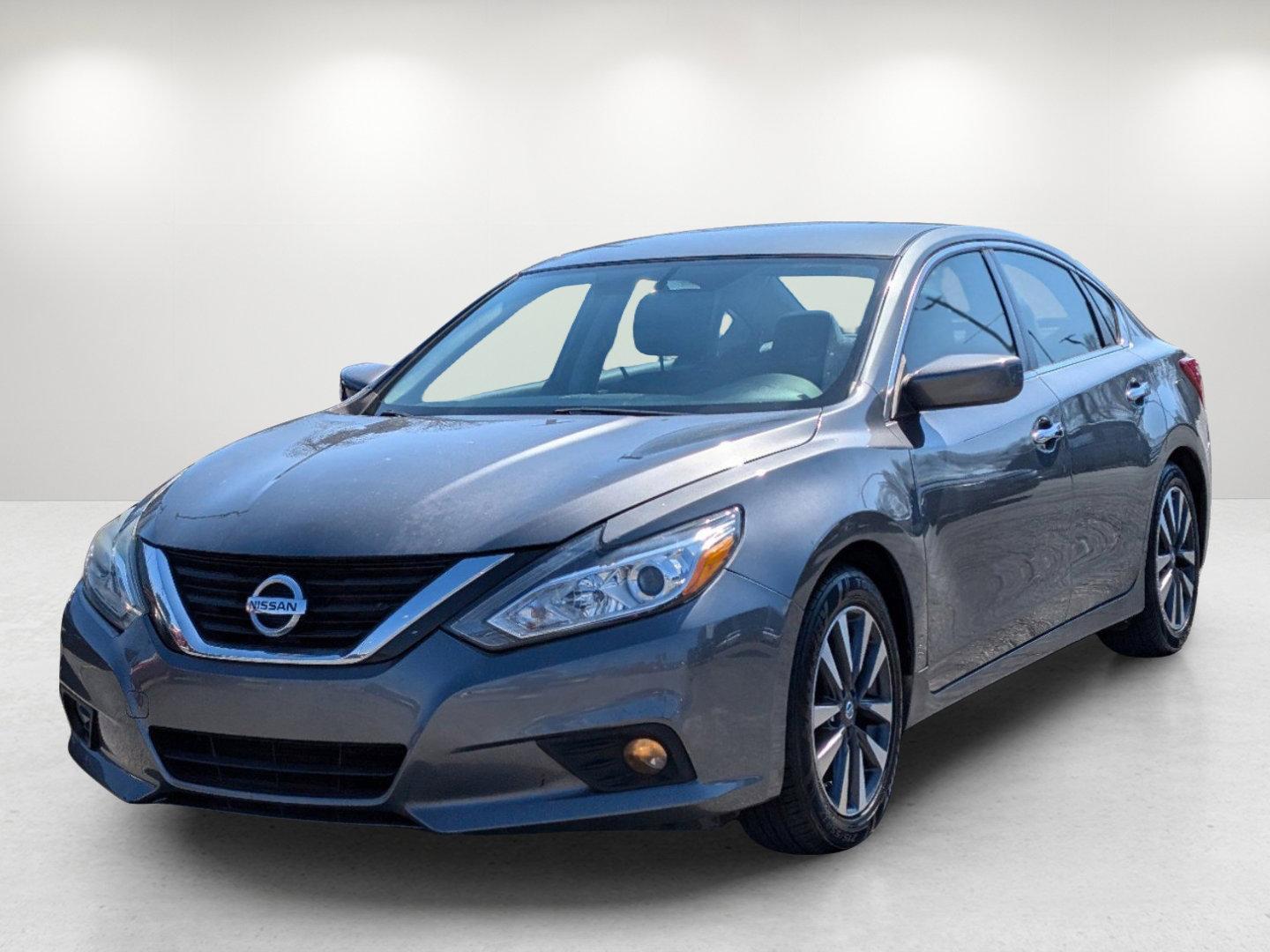 2017 /Charcoal Nissan Altima 2.5 SV (1N4AL3AP1HC) with an Regular Unleaded I-4 2.5 L/152 engine, 1-Speed CVT w/OD transmission, located at 5115 14th Ave., Columbus, GA, 31904, (706) 323-0345, 32.511494, -84.971046 - 2017 Nissan Altima 2.5 SV - Photo#0