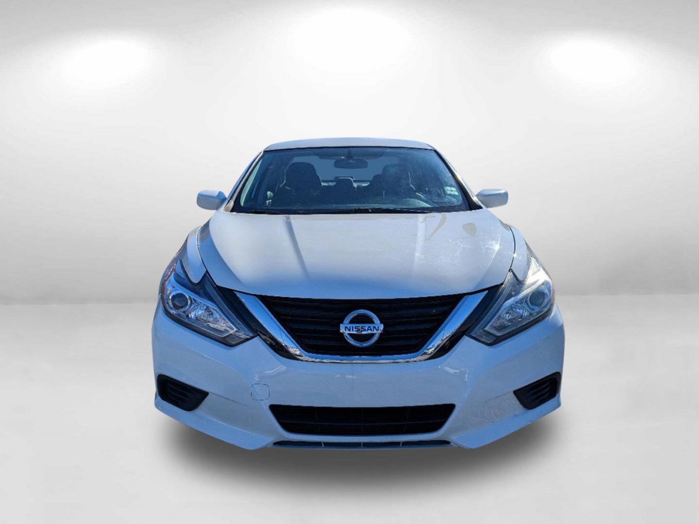 2017 /Charcoal Nissan Altima 2.5 S (1N4AL3AP9HC) with an Regular Unleaded I-4 2.5 L/152 engine, 1-Speed CVT w/OD transmission, located at 804 22nd Ave, Phenix City, AL, 36870, (334) 297-1860, 32.484749, -85.024475 - 2017 Nissan Altima 2.5 S - Photo#4