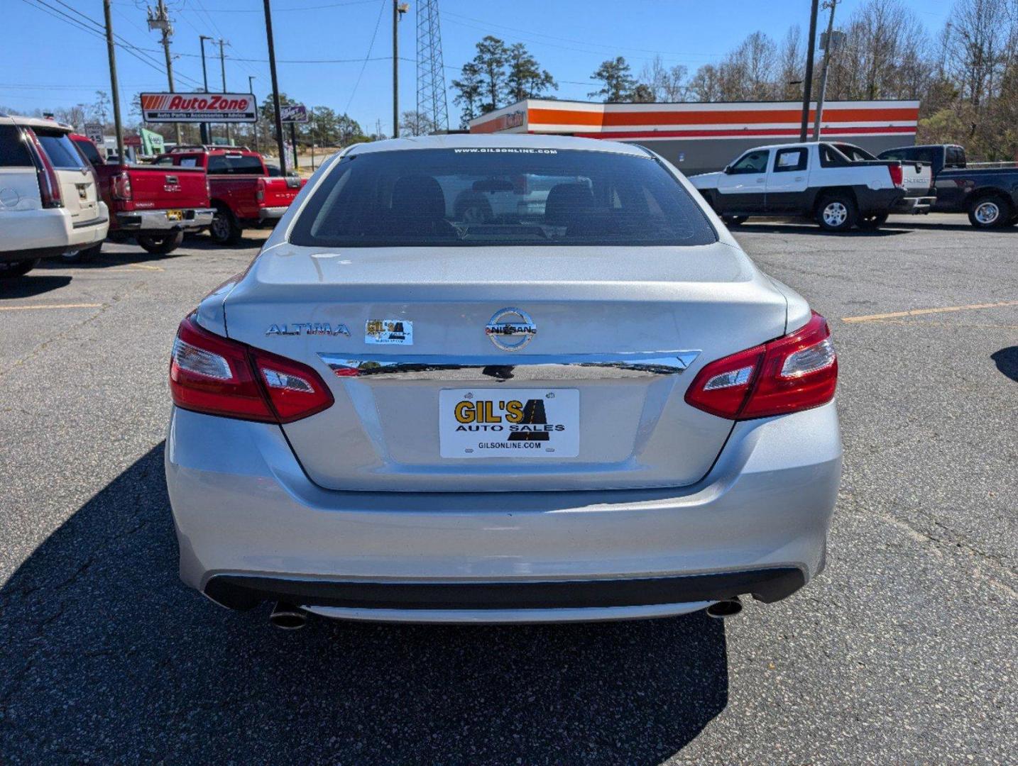 2017 /Charcoal Nissan Altima 2.5 S (1N4AL3AP7HN) with an Regular Unleaded I-4 2.5 L/152 engine, 1-Speed CVT w/OD transmission, located at 3959 U.S. 80 W, Phenix City, AL, 36870, (334) 297-4885, 32.469296, -85.135185 - 2017 Nissan Altima 2.5 S - Photo#5