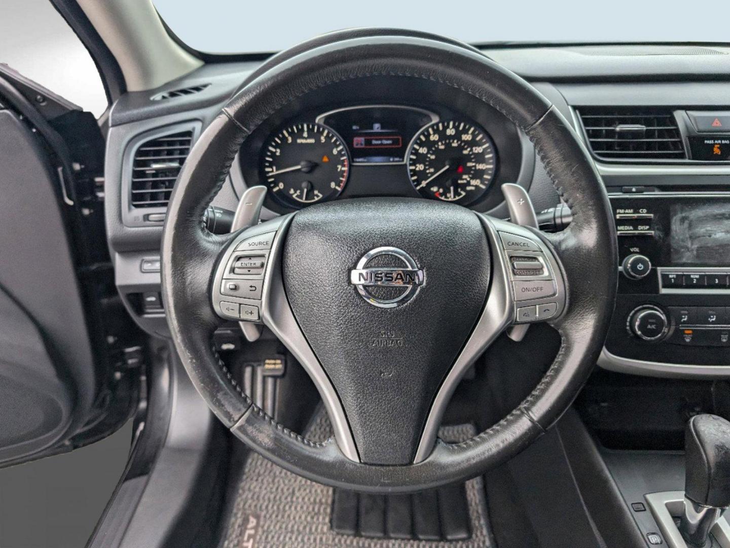 2017 /Sport Interior Nissan Altima 2.5 SR (1N4AL3AP6HC) with an Regular Unleaded I-4 2.5 L/152 engine, 1-Speed CVT w/OD transmission, located at 521 Old Farm Lane Rd, Prattville, AL, 36066, (334) 325-1505, 32.482460, -86.416367 - 2017 Nissan Altima 2.5 SR - Photo#15