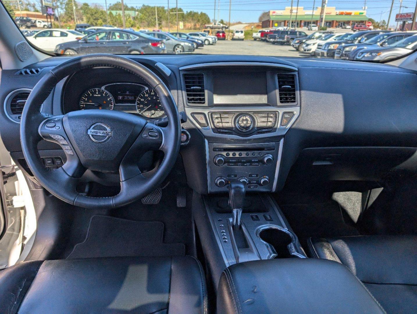 2017 /Charcoal Nissan Pathfinder SL (5N1DR2MN7HC) with an Regular Unleaded V-6 3.5 L/213 engine, 1-Speed CVT w/OD transmission, located at 3959 U.S. 80 W, Phenix City, AL, 36870, (334) 297-4885, 32.469296, -85.135185 - 2017 Nissan Pathfinder SL - Photo#12