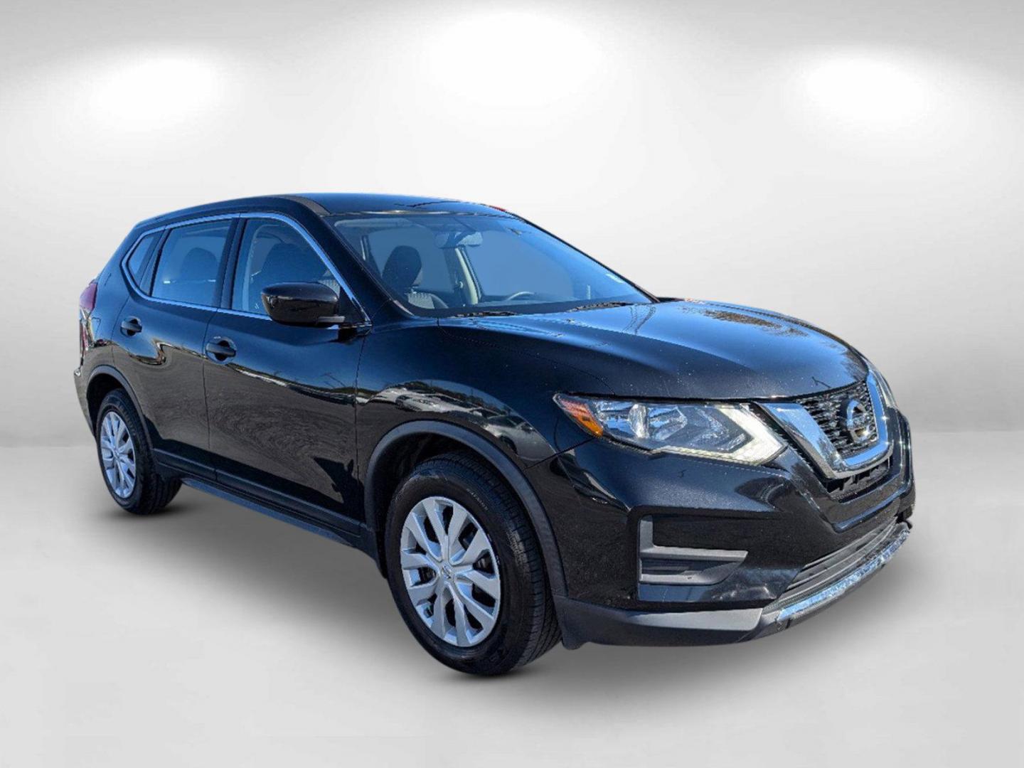 2017 /Charcoal Nissan Rogue S (JN8AT2MT7HW) with an Regular Unleaded I-4 2.5 L/152 engine, 1-Speed CVT w/OD transmission, located at 3959 U.S. 80 W, Phenix City, AL, 36870, (334) 297-4885, 32.469296, -85.135185 - 2017 Nissan Rogue S - Photo#6