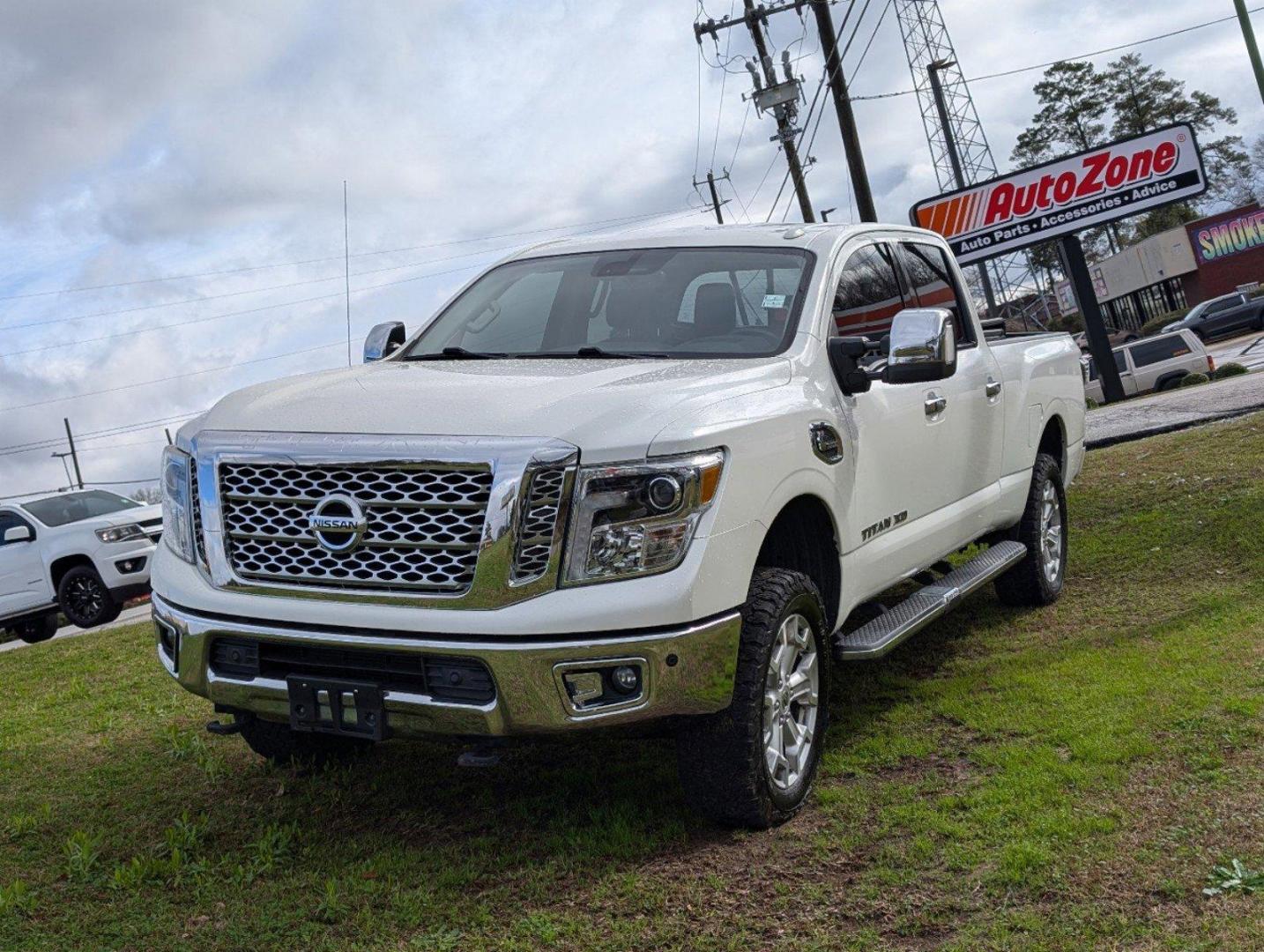 2017 /Black Nissan Titan XD SL (1N6BA1F40HN) with an Intercooled Turbo Diesel V-8 5.0 L/305 engine, 6-Speed Automatic w/OD transmission, located at 3959 U.S. 80 W, Phenix City, AL, 36870, (334) 297-4885, 32.469296, -85.135185 - 2017 Nissan Titan XD SL - Photo#0