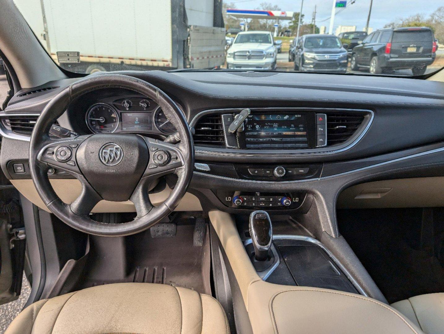 2018 /Shale Buick Enclave Premium (5GAERCKW1JJ) with an Gas V6 3.6L/217 engine, 9-Speed Automatic transmission, located at 3959 U.S. 80 W, Phenix City, AL, 36870, (334) 297-4885, 32.469296, -85.135185 - 2018 Buick Enclave Premium - Photo#12