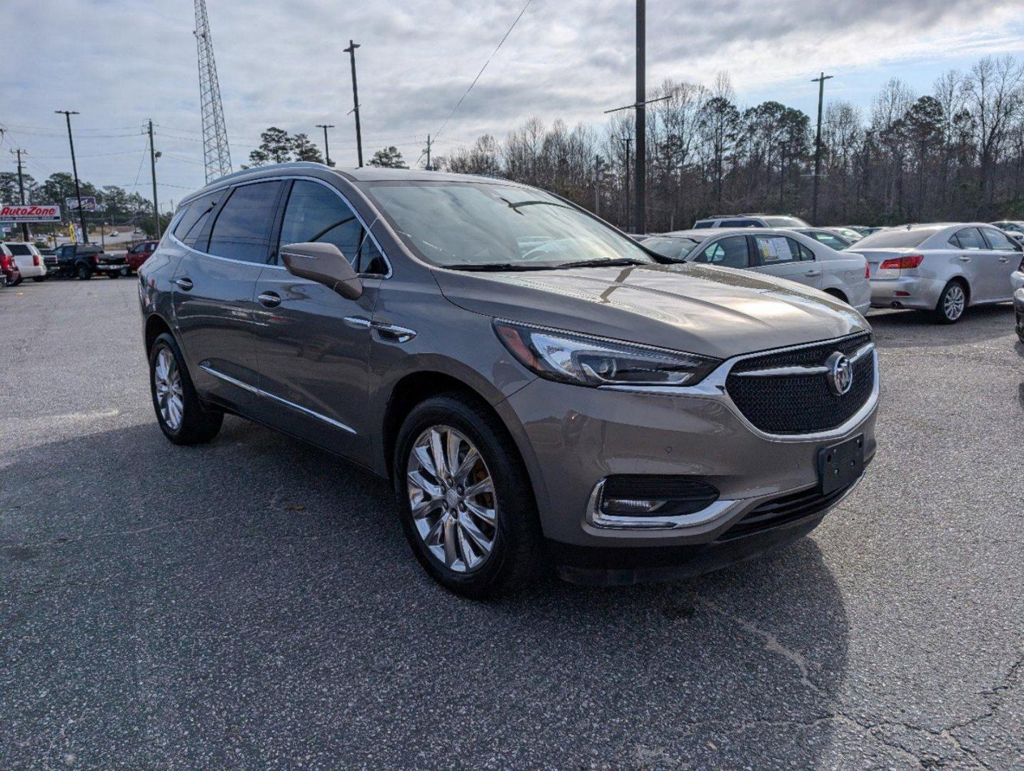 2018 /Shale Buick Enclave Premium (5GAERCKW1JJ) with an Gas V6 3.6L/217 engine, 9-Speed Automatic transmission, located at 3959 U.S. 80 W, Phenix City, AL, 36870, (334) 297-4885, 32.469296, -85.135185 - 2018 Buick Enclave Premium - Photo#2