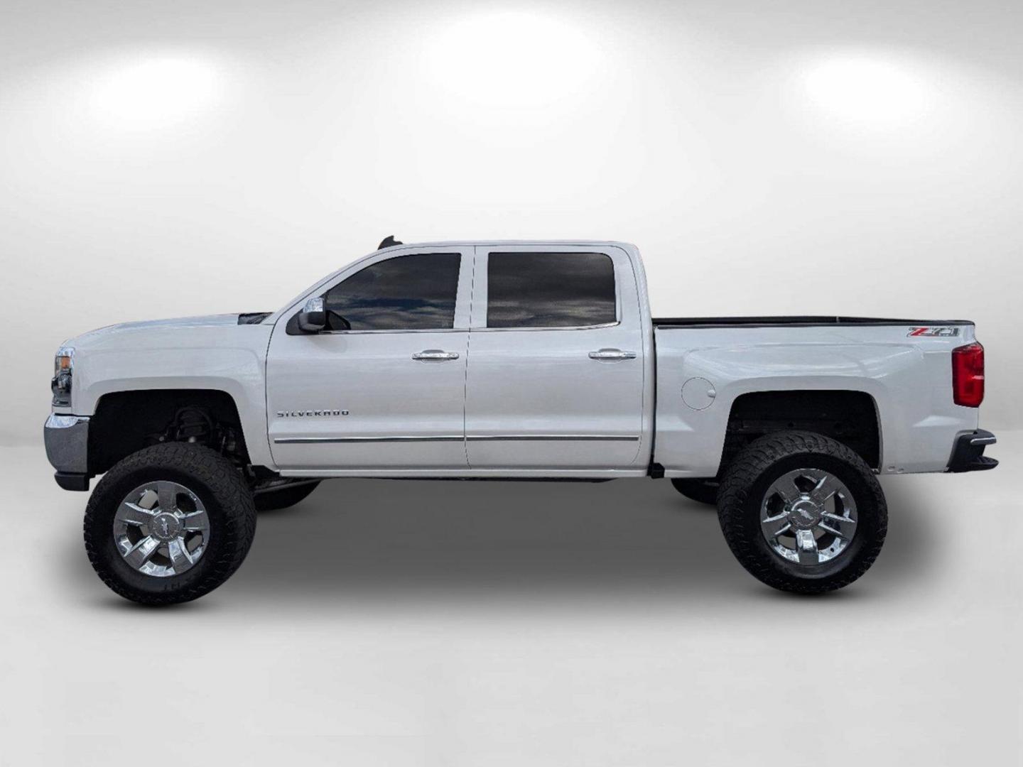 2018 /Cocoa/Dune Chevrolet Silverado 1500 LTZ (3GCUKSEJ0JG) with an Gas V8 6.2L/376 engine, 8-Speed Automatic transmission, located at 1430 Gateway Drive, Opelika, AL, 36801, (334) 239-0944, 32.637871, -85.409790 - 2018 Chevrolet Silverado 1500 LTZ - Photo#7