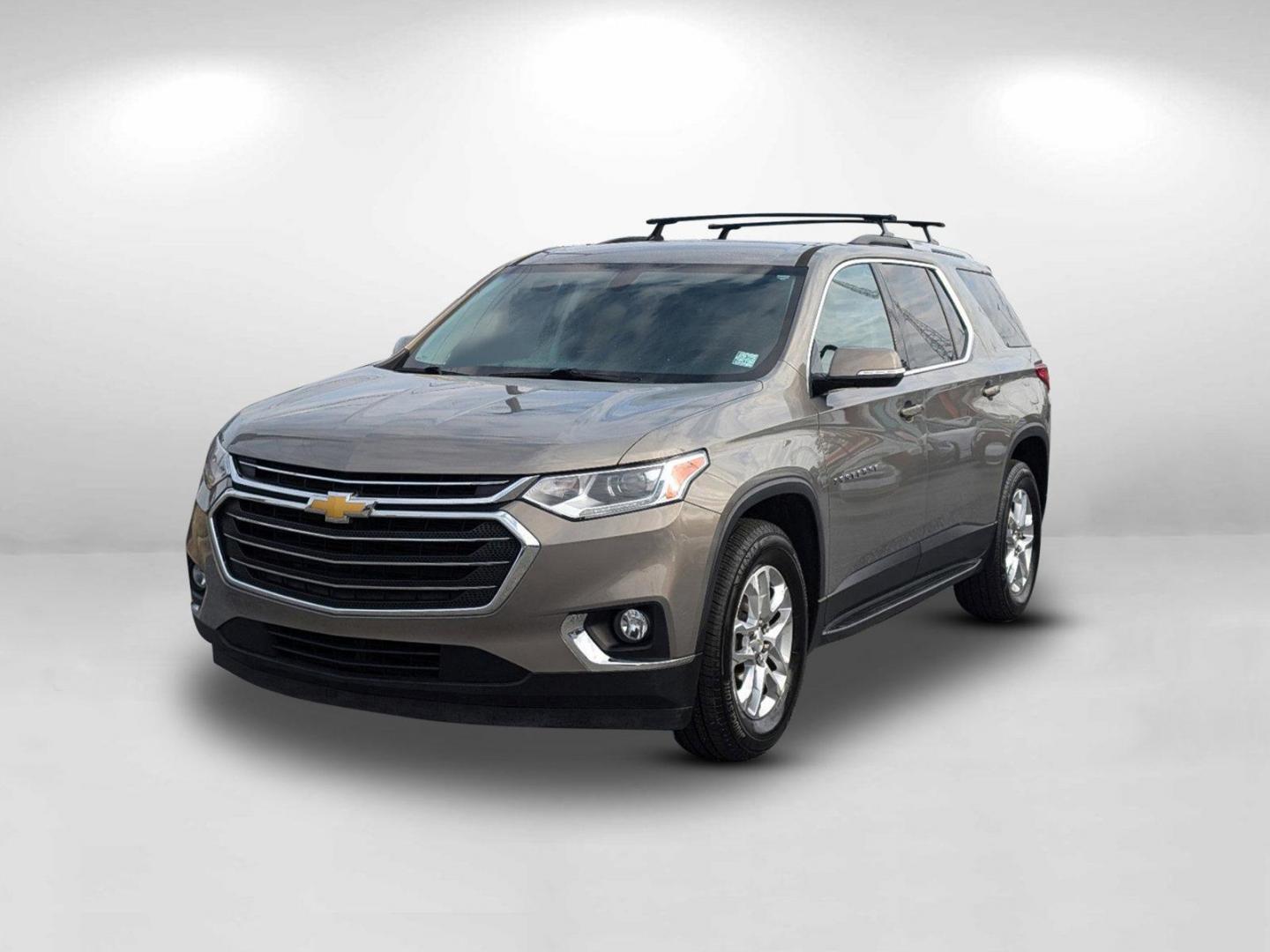 2018 /Jet Black Chevrolet Traverse LT Cloth (1GNERGKW5JJ) with an Gas V6 3.6L/ engine, 9-Speed Automatic transmission, located at 5115 14th Ave., Columbus, GA, 31904, (706) 323-0345, 32.511494, -84.971046 - 2018 Chevrolet Traverse LT Cloth - Photo#0