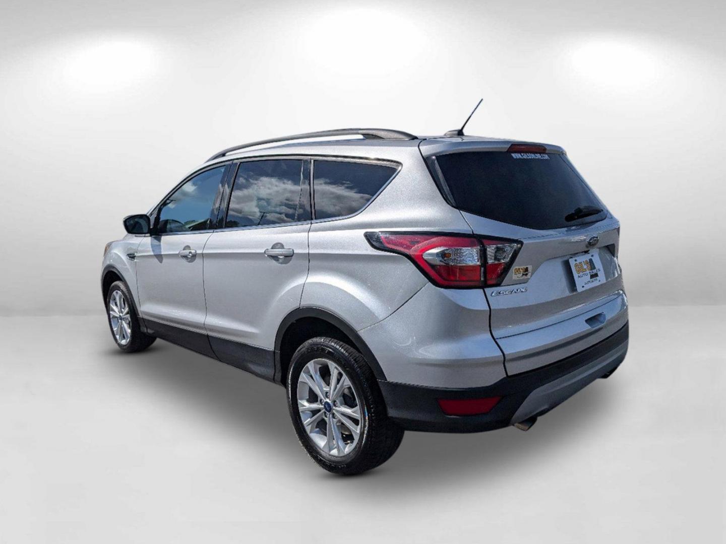 2018 Ford Escape SE (1FMCU0GD7JU) with an Intercooled Turbo Regular Unleaded I-4 1.5 L/91 engine, 6-Speed Automatic w/OD transmission, located at 7000 Northlake Connector, Columbus, GA, 31904, (706) 987-8085, 32.524975, -84.978134 - 2018 Ford Escape SE - Photo#6