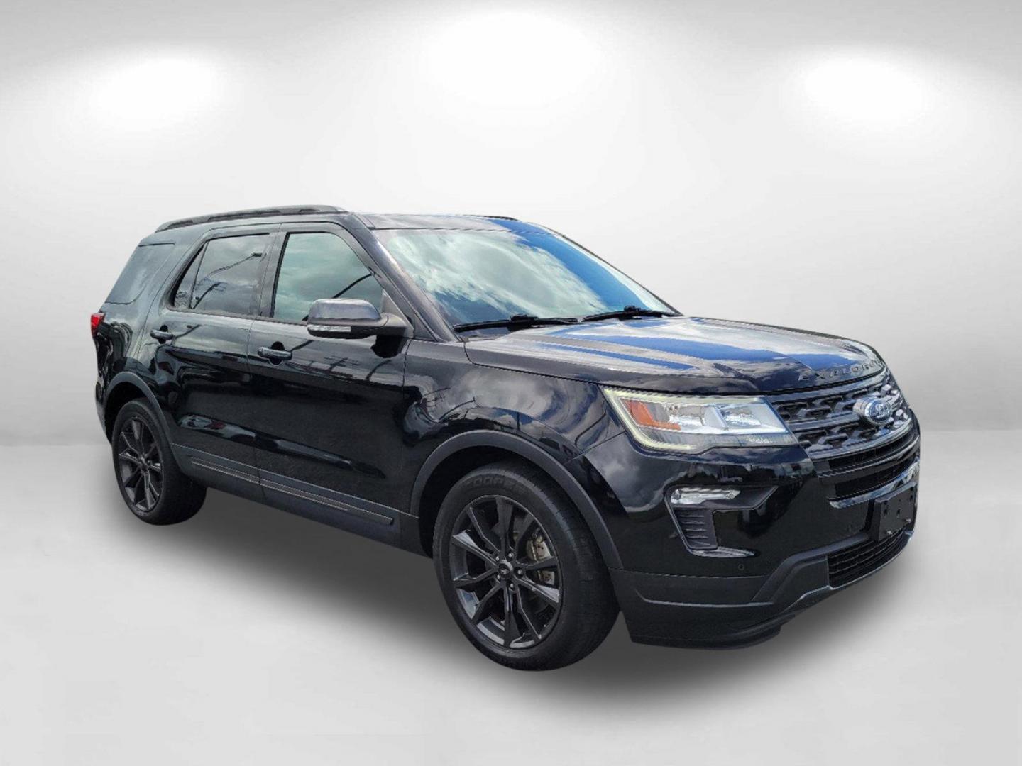 2018 Black Ford Explorer XLT (1FM5K7D84JG) with an Regular Unleaded V-6 engine, 6-Speed Automatic w/OD transmission, located at 804 22nd Ave, Phenix City, AL, 36870, (334) 297-1860, 32.484749, -85.024475 - 2018 Ford Explorer XLT - Photo#2