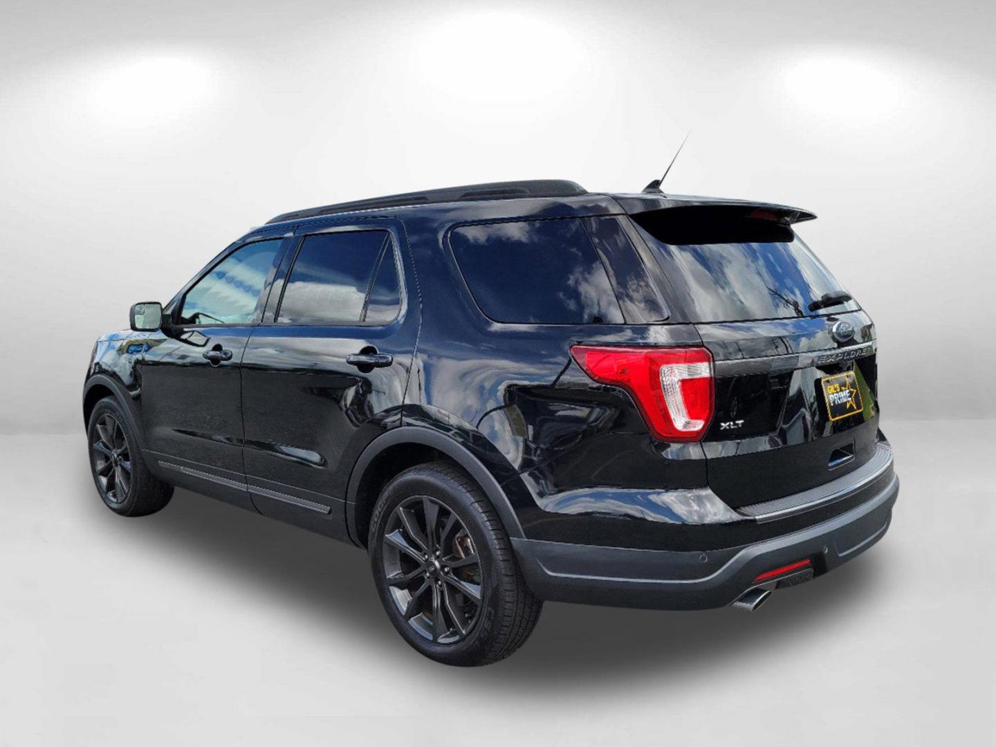 2018 Black Ford Explorer XLT (1FM5K7D84JG) with an Regular Unleaded V-6 engine, 6-Speed Automatic w/OD transmission, located at 804 22nd Ave, Phenix City, AL, 36870, (334) 297-1860, 32.484749, -85.024475 - 2018 Ford Explorer XLT - Photo#6