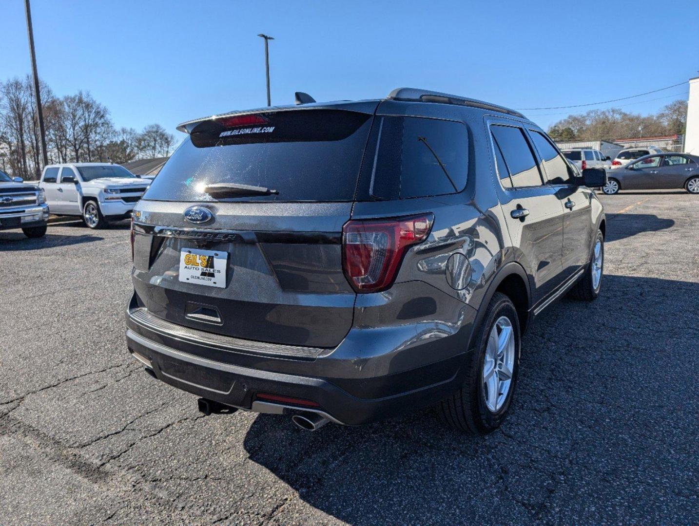 2018 Ford Explorer XLT (1FM5K7D86JG) with an Regular Unleaded V-6 3.5 L/213 engine, 6-Speed Automatic w/OD transmission, located at 3959 U.S. 80 W, Phenix City, AL, 36870, (334) 297-4885, 32.469296, -85.135185 - 2018 Ford Explorer XLT - Photo#4