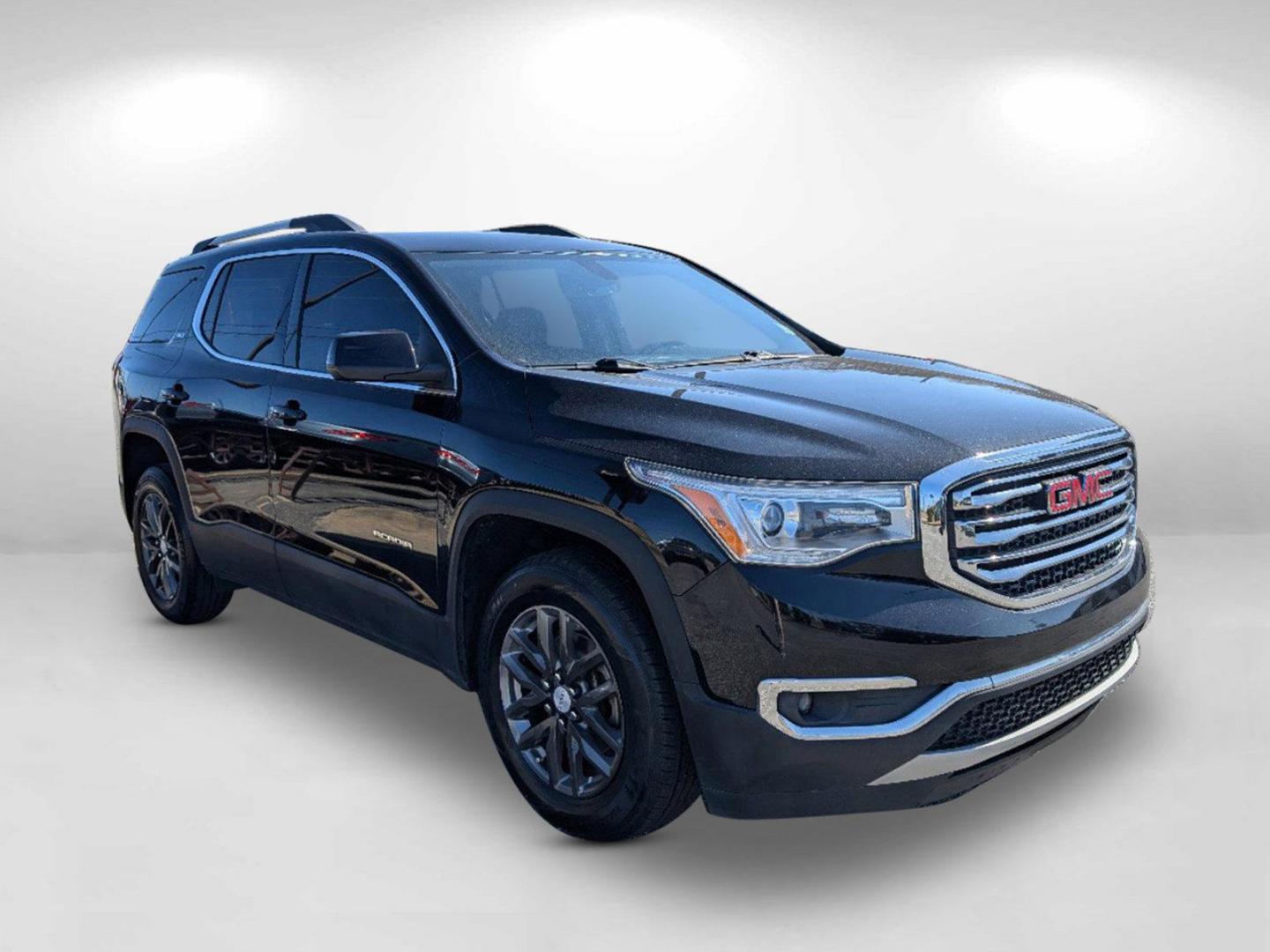 2018 /Jet Black GMC Acadia SLT (1GKKNMLS9JZ) with an Gas V6 3.6L/223 engine, 6-Speed Automatic transmission, located at 804 22nd Ave, Phenix City, AL, 36870, (334) 297-1860, 32.484749, -85.024475 - 2018 GMC Acadia SLT - Photo#5