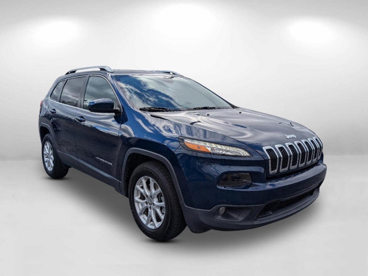 2018 /Black Jeep Cherokee Latitude (1C4PJMCB6JD) with an Regular Unleaded I-4 2.4 L/144 engine, 9-Speed Automatic w/OD transmission, located at 804 22nd Ave, Phenix City, AL, 36870, (334) 297-1860, 32.484749, -85.024475 - 2018 Jeep Cherokee Latitude - Photo#3